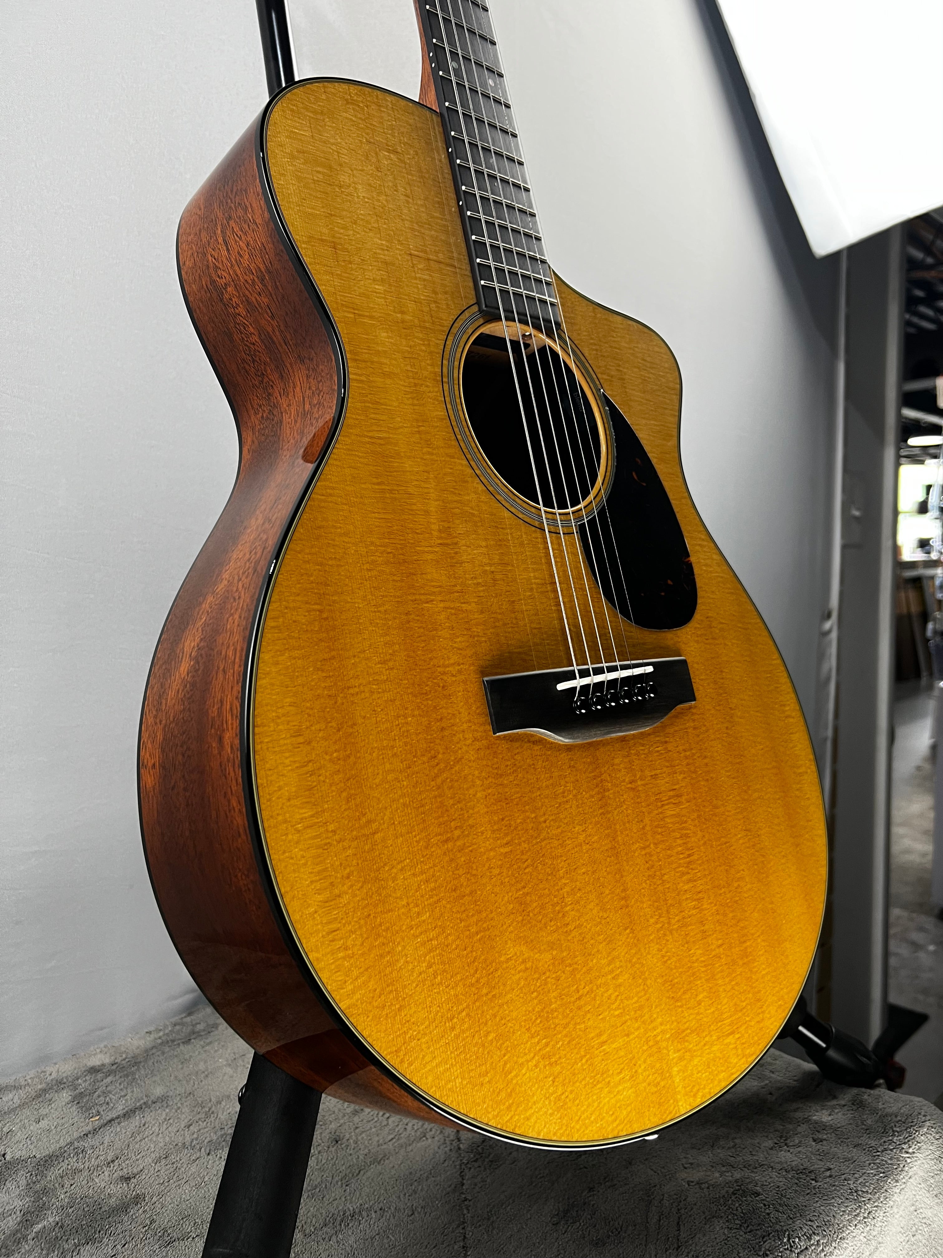 SC-18E Acoustic-electric Guitar - Aged Natural #261 GET PLEK'D!