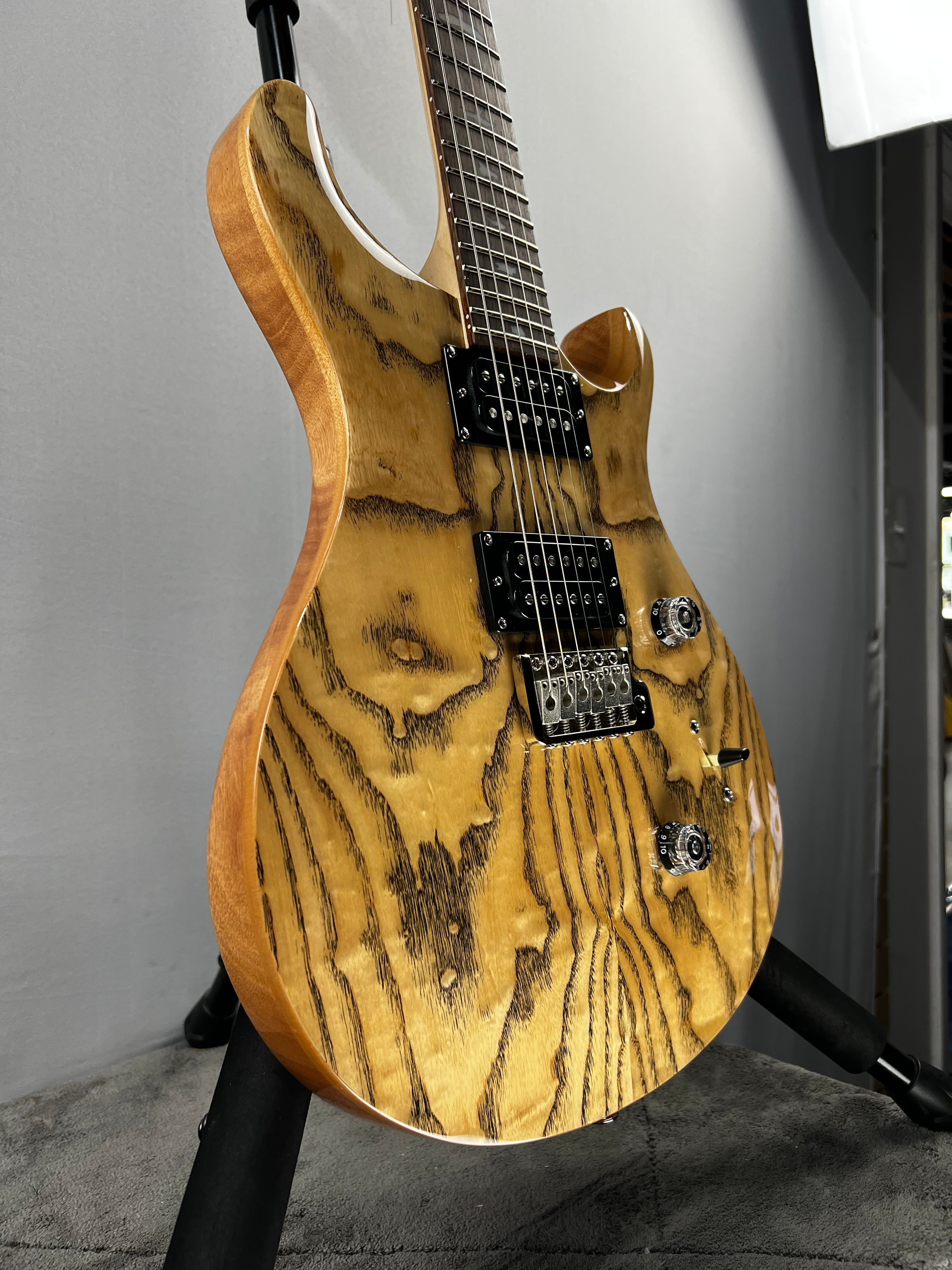 SE Custom 24 Exotic Electric Guitar - Natural #425 GET PLEK'D!