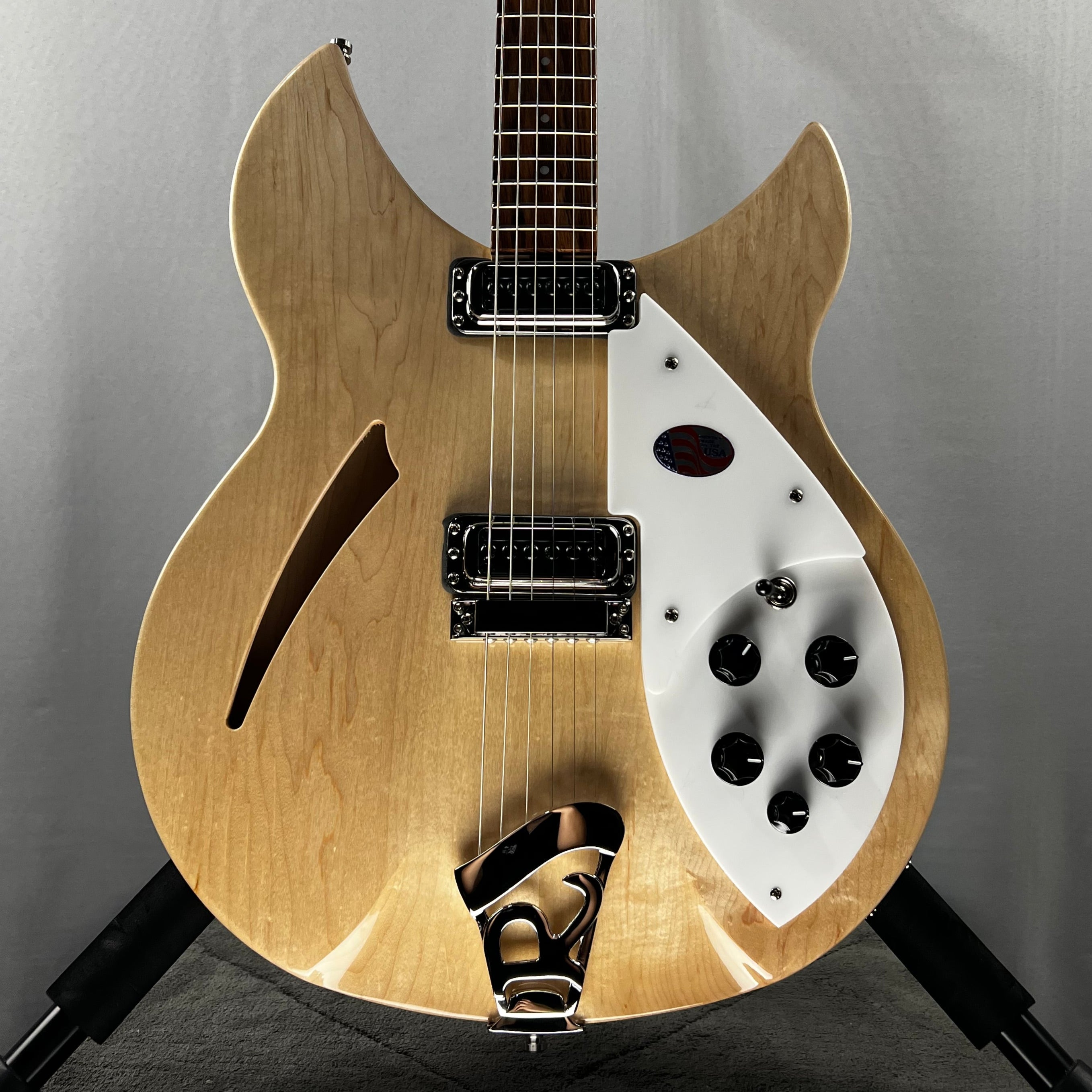 2025 Rickenbacker 330MG Guitar - Mapleglo #729