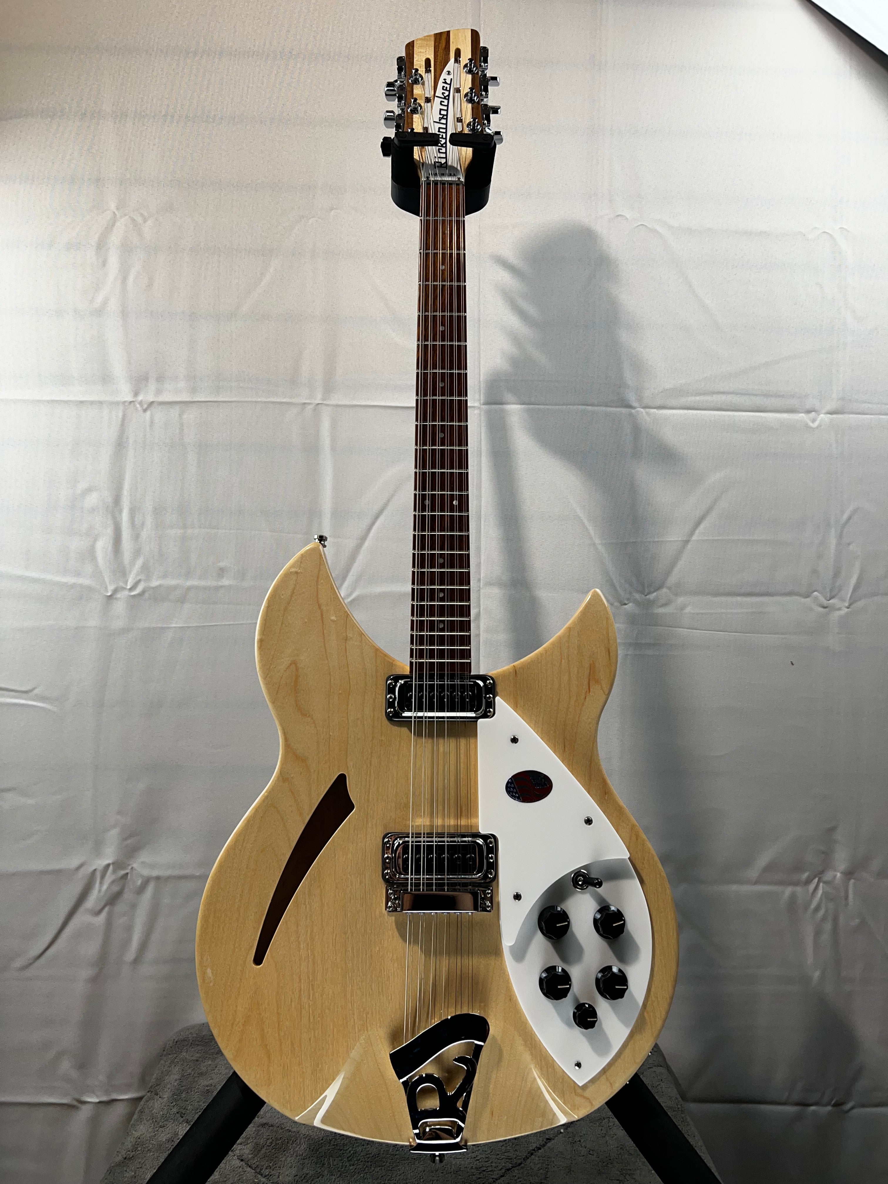 2024 330/12 Semi-Hollow Electric - Mapleglo #743