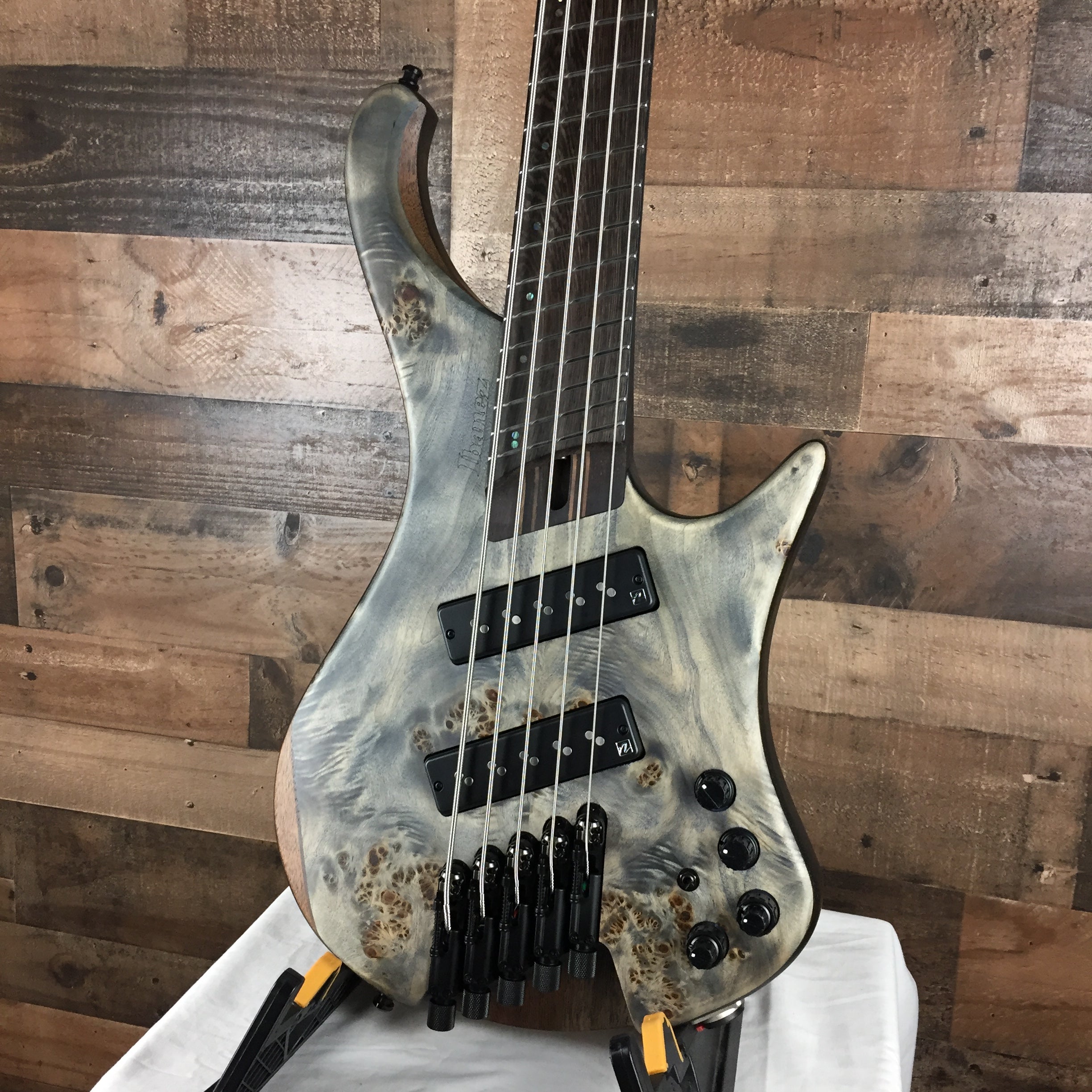 EHB1505MS Headless Bass Guitar, Black Ice Flat, w/Gig Bag, 535