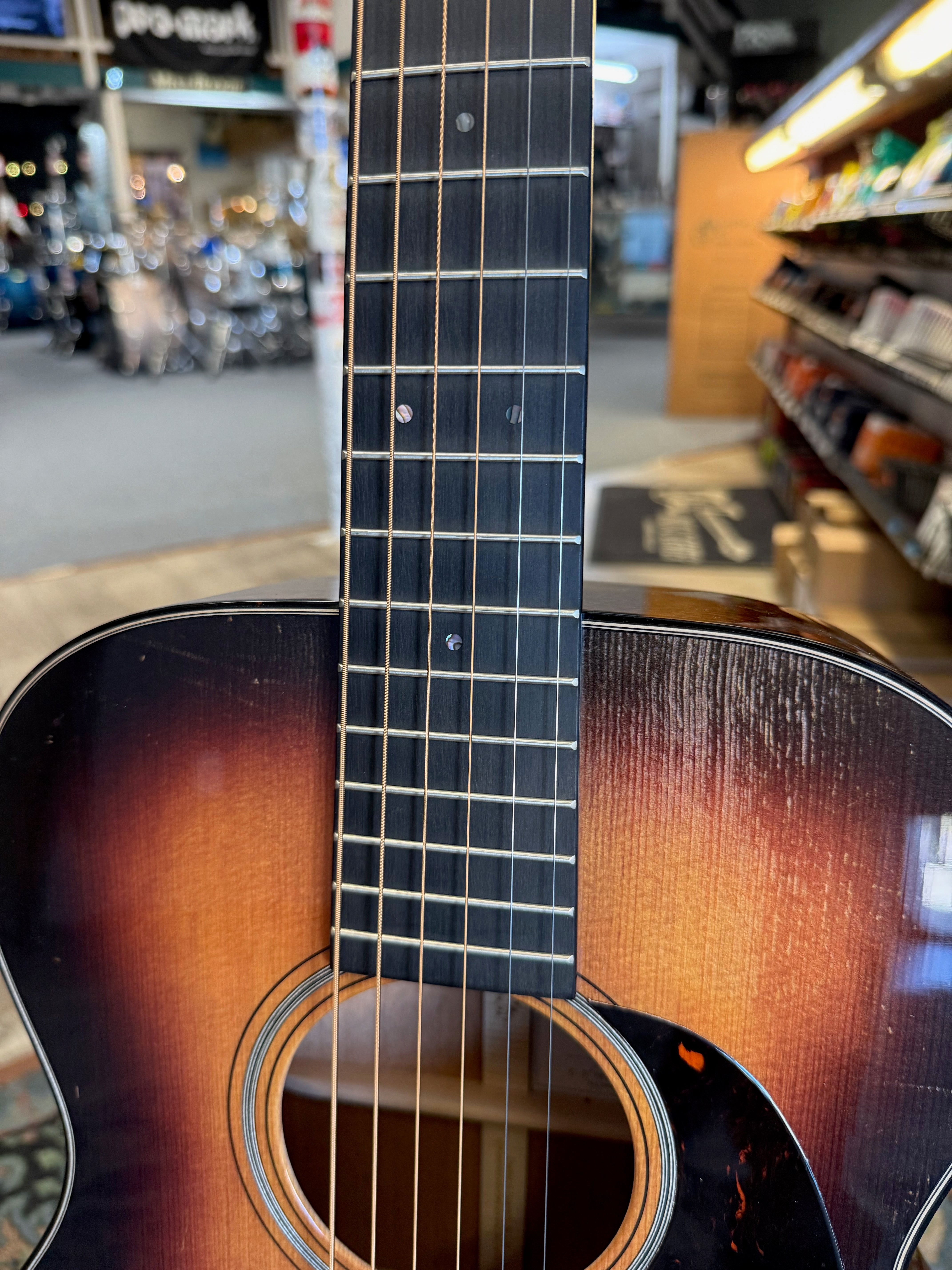 Martin 00-18 Joe Bonamassa Signature Acoustic Guitar #380