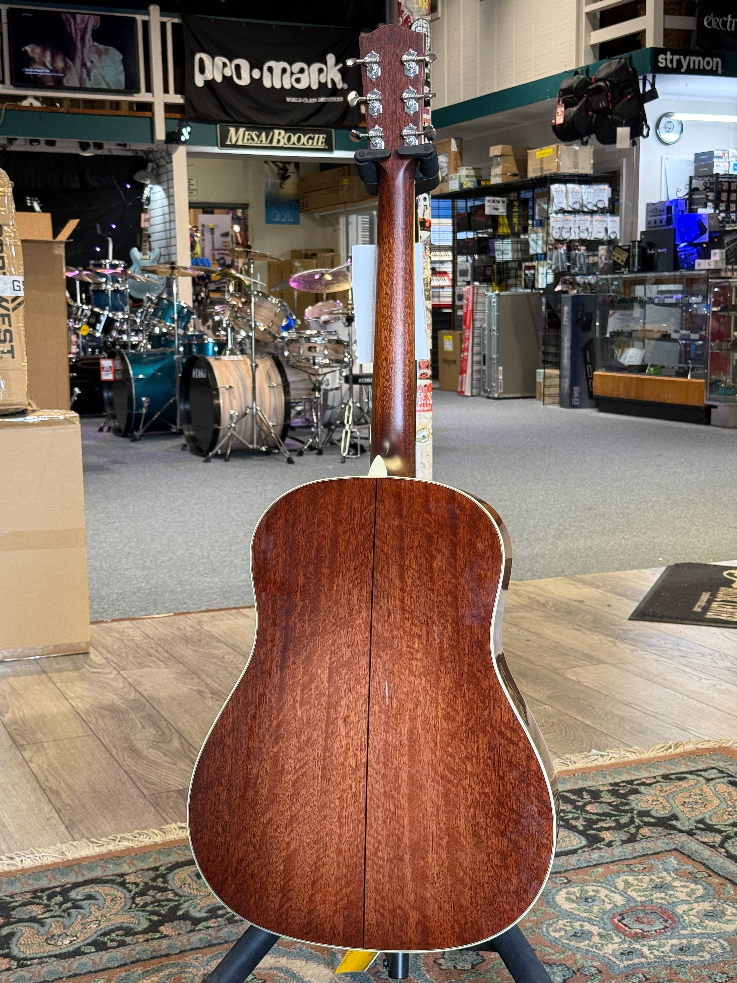 Eastman E10SS Thermo-Cure, Sunburst W/ Hard Case