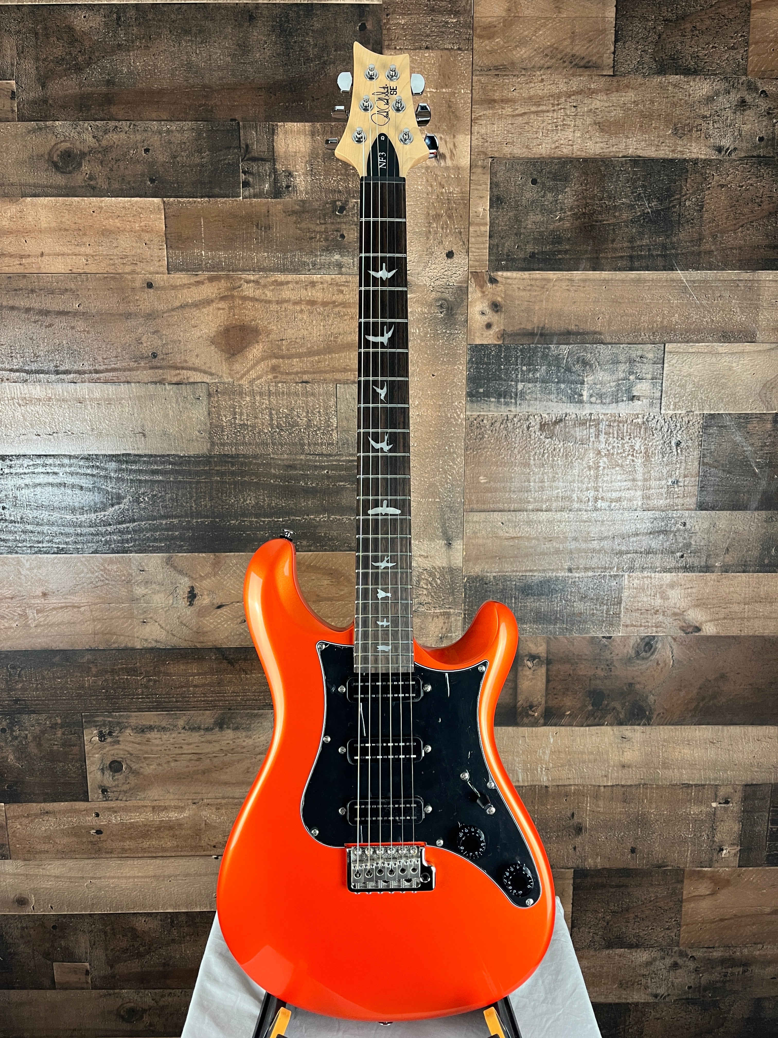SE NF3, Metallic Orange, Rosewood Fingerboard, Gig Bag, 705