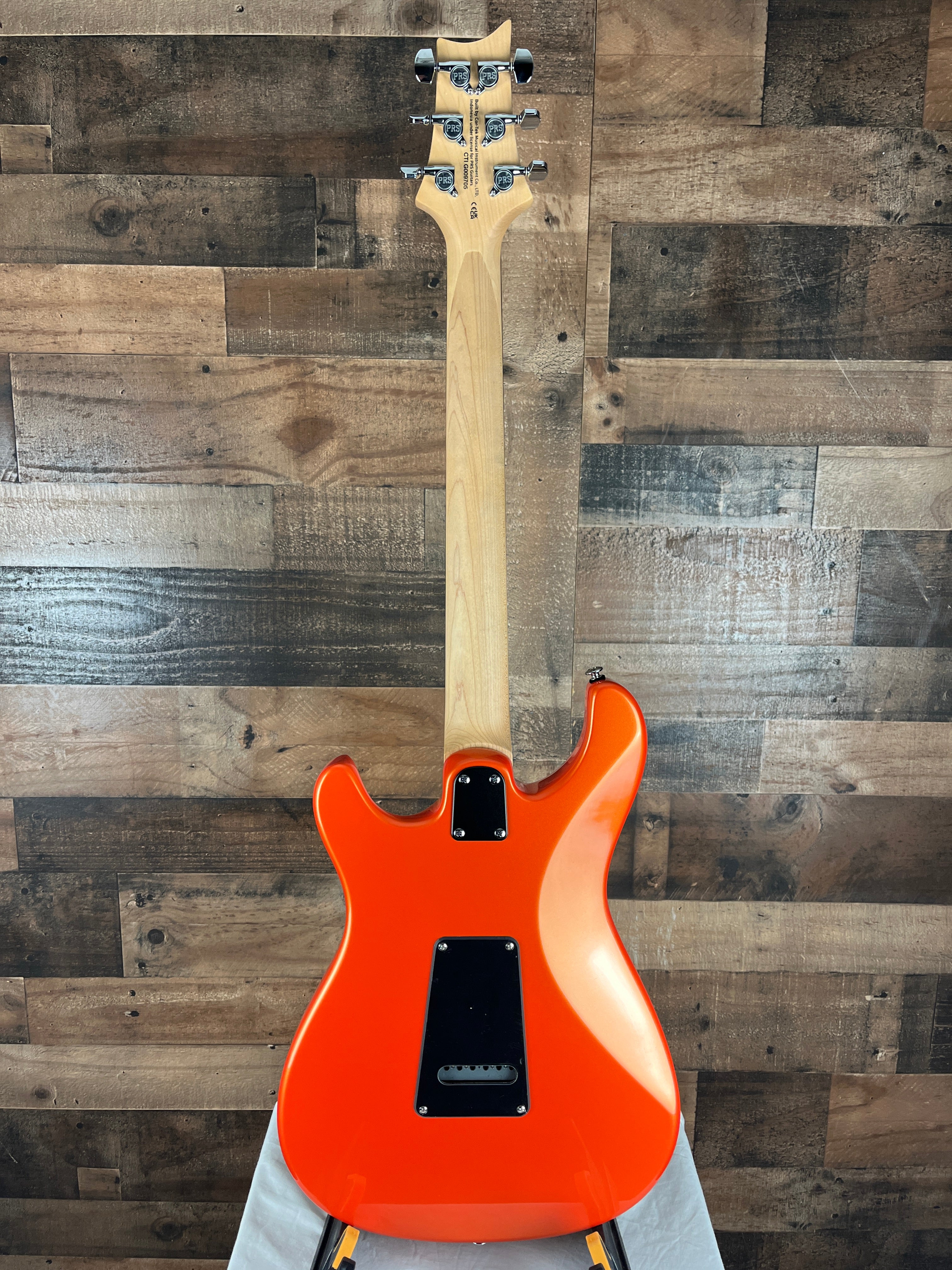 SE NF3, Metallic Orange, Rosewood Fingerboard, Gig Bag, 705