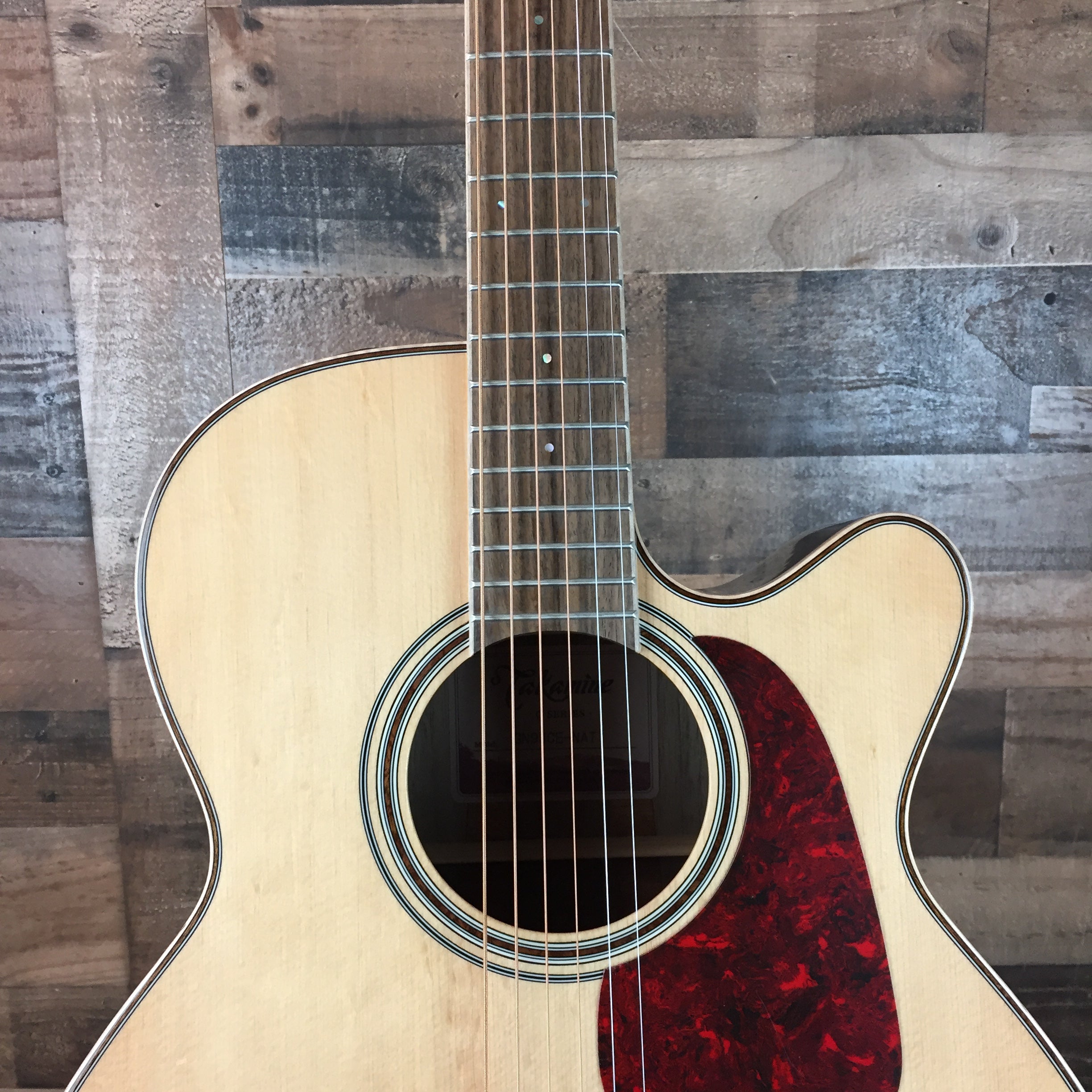 Takamine GN93CE-NAT Acoustic/Electric Guitar 662