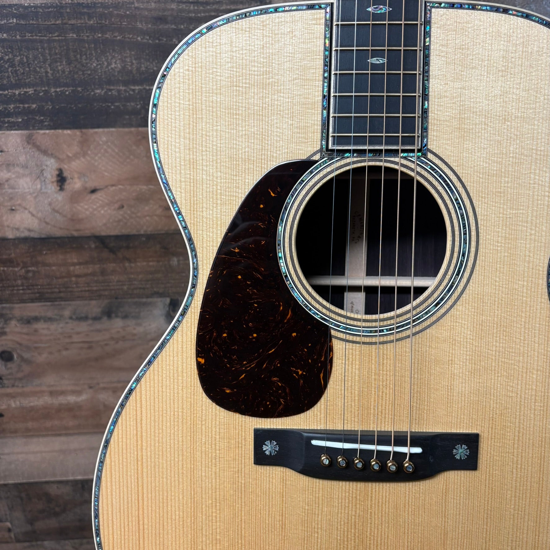 Martin 000-42 Modern Deluxe Left-handed Acoustic Guitar - Natural, Hard Case, 289