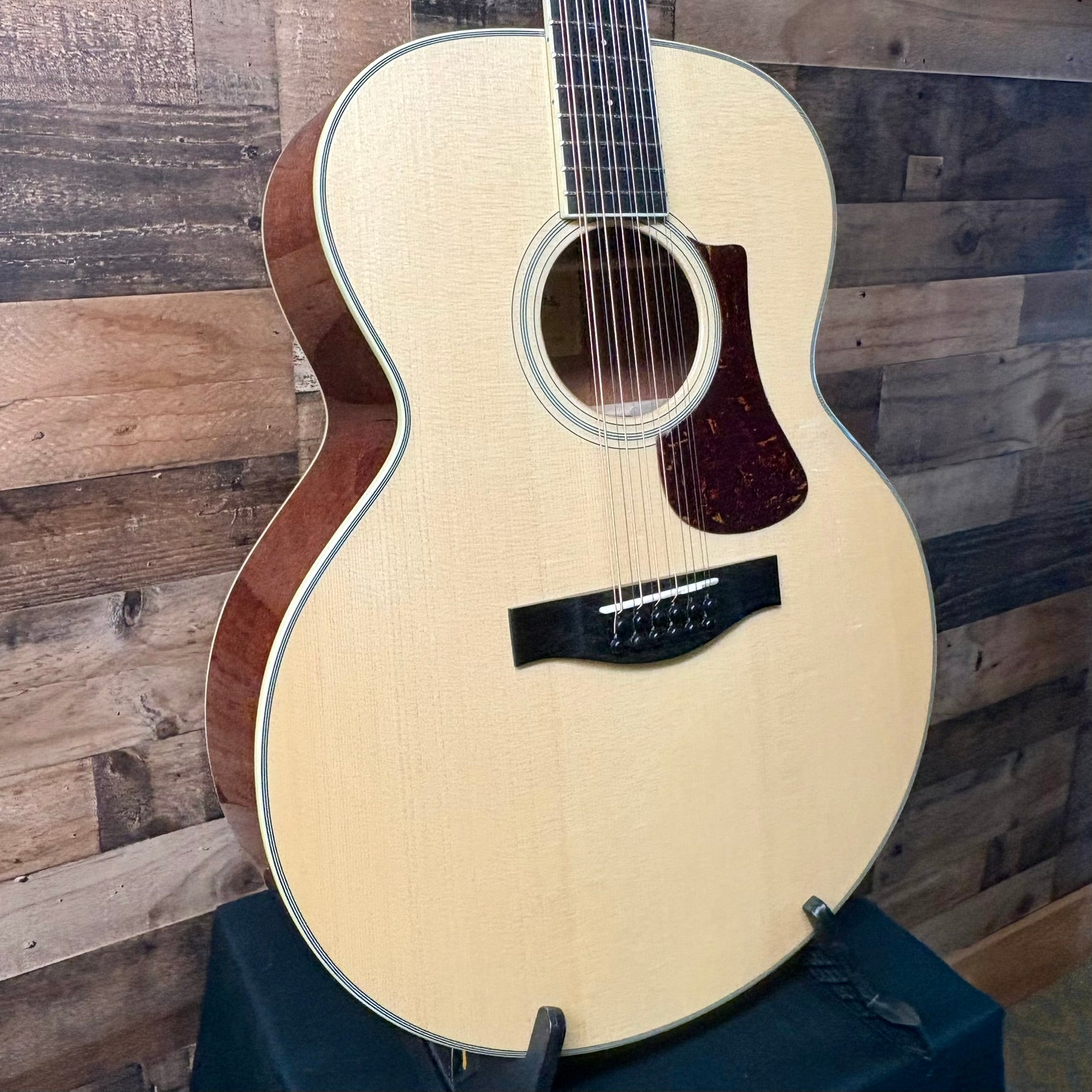 Eastman AC330E-12, 12 String Acoustic Electric Guitar, Hard Case, 991