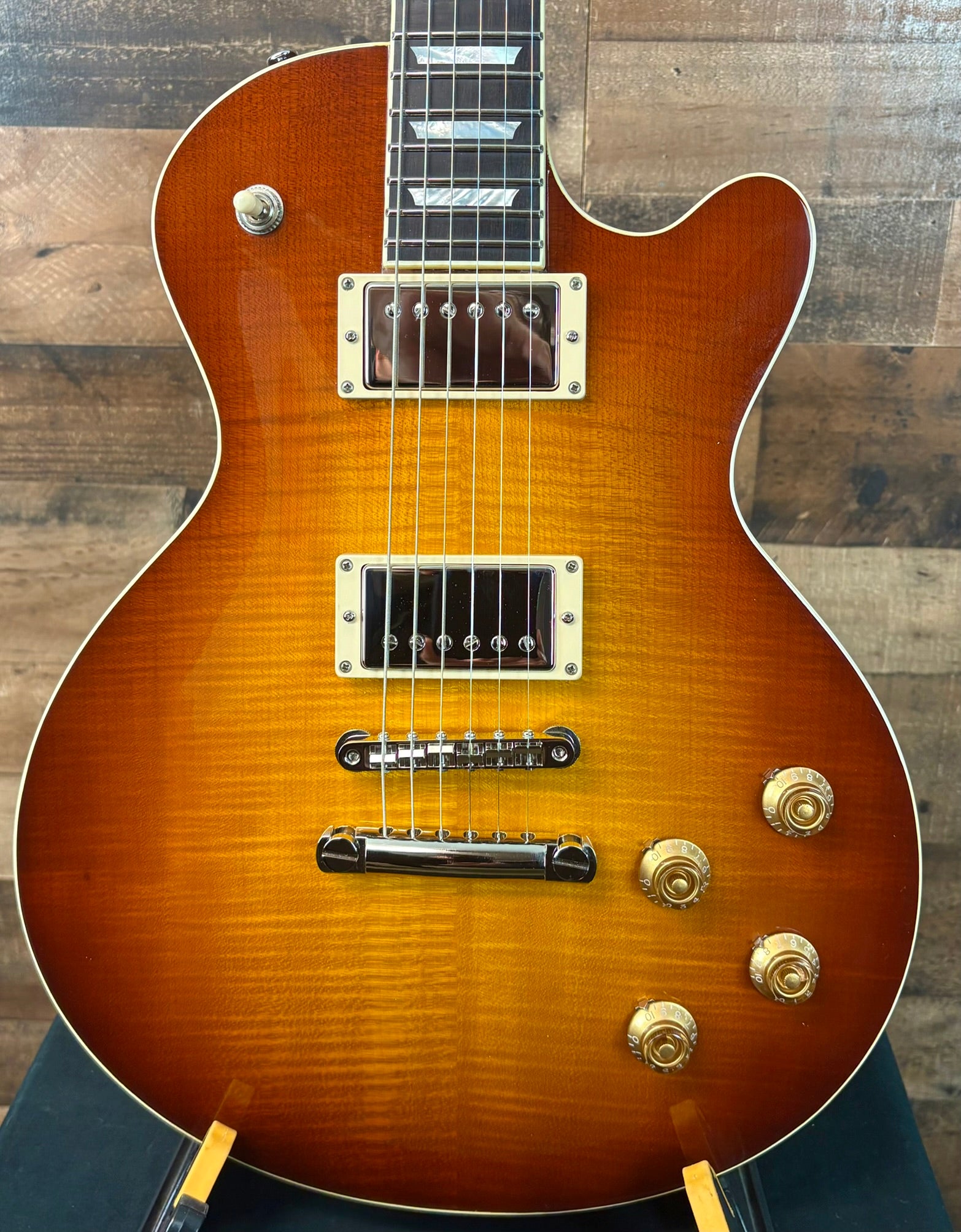 Eastman Guitars SB59 Solidbody Electric Guitar - Truetone Goldburst Gloss, Hardshell Case, 733