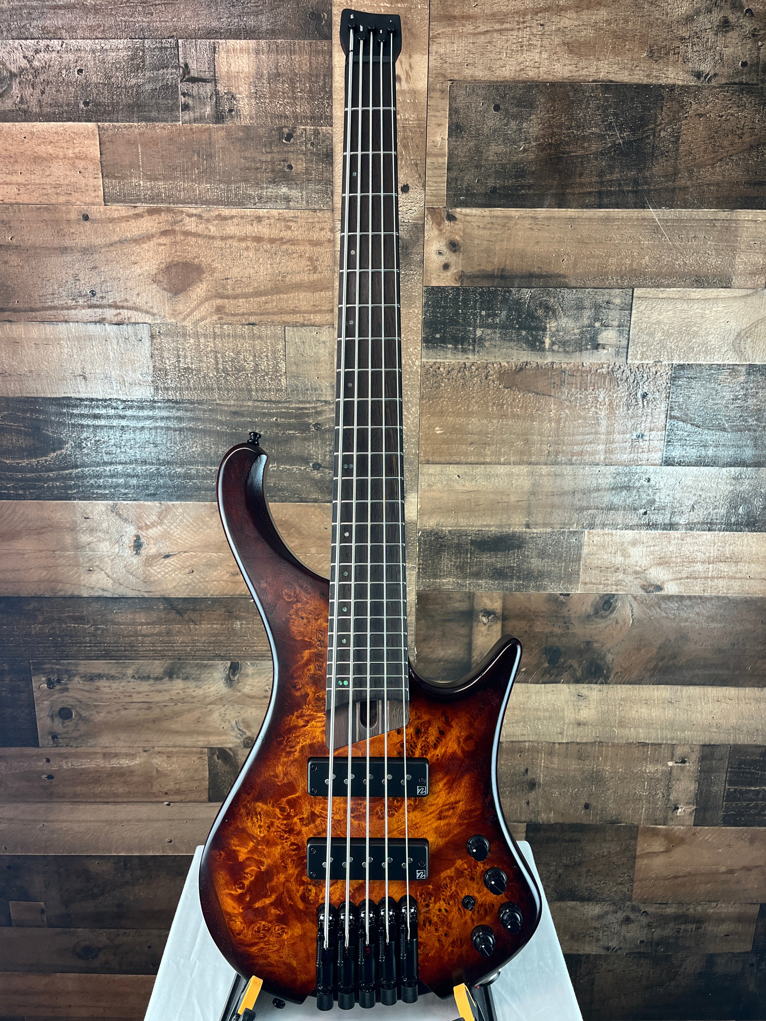 EHB1505S, Dragon Eye Burst, Gig Bag, 687