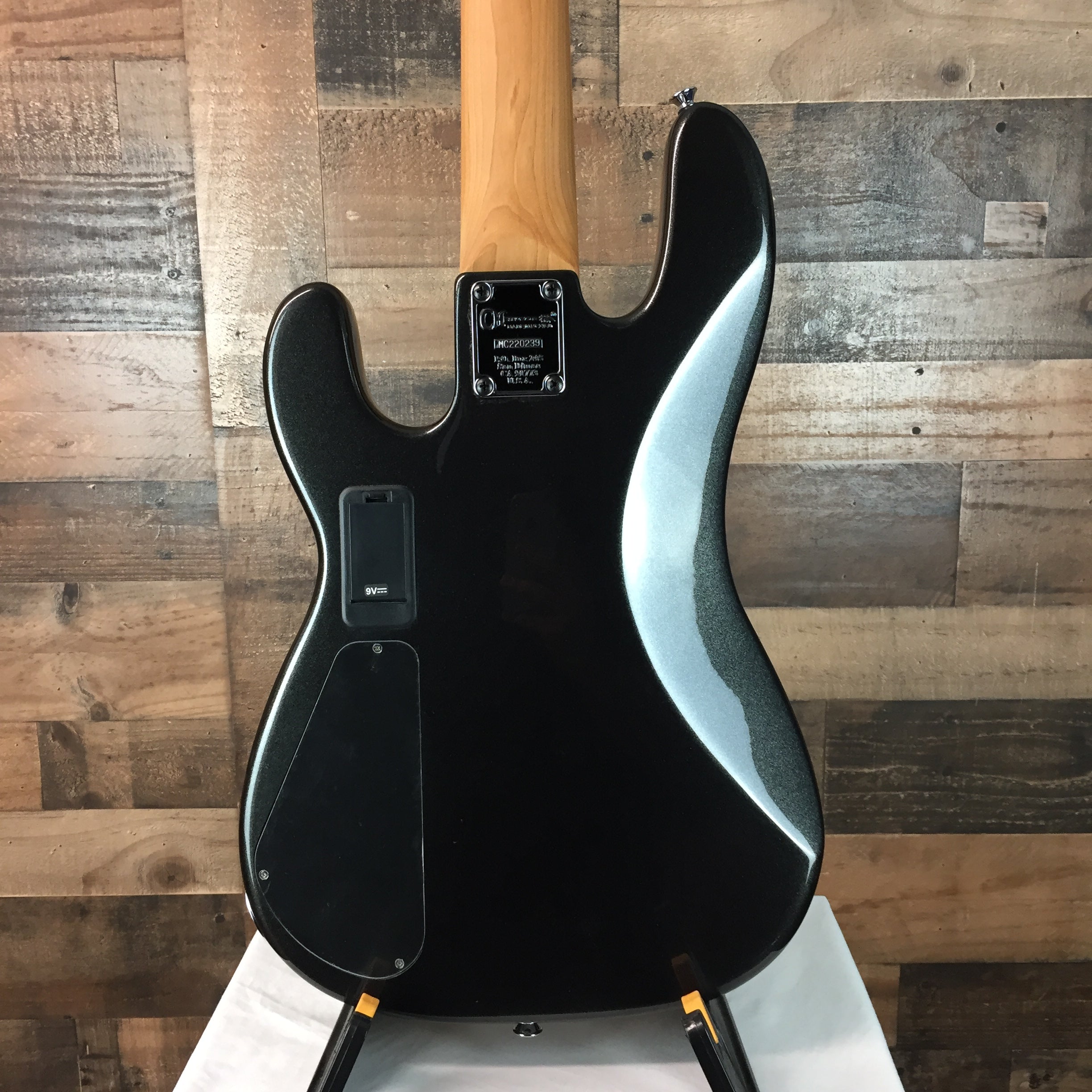 Pro-Mod San Dimas Bass PJ V Metallic Black, 239