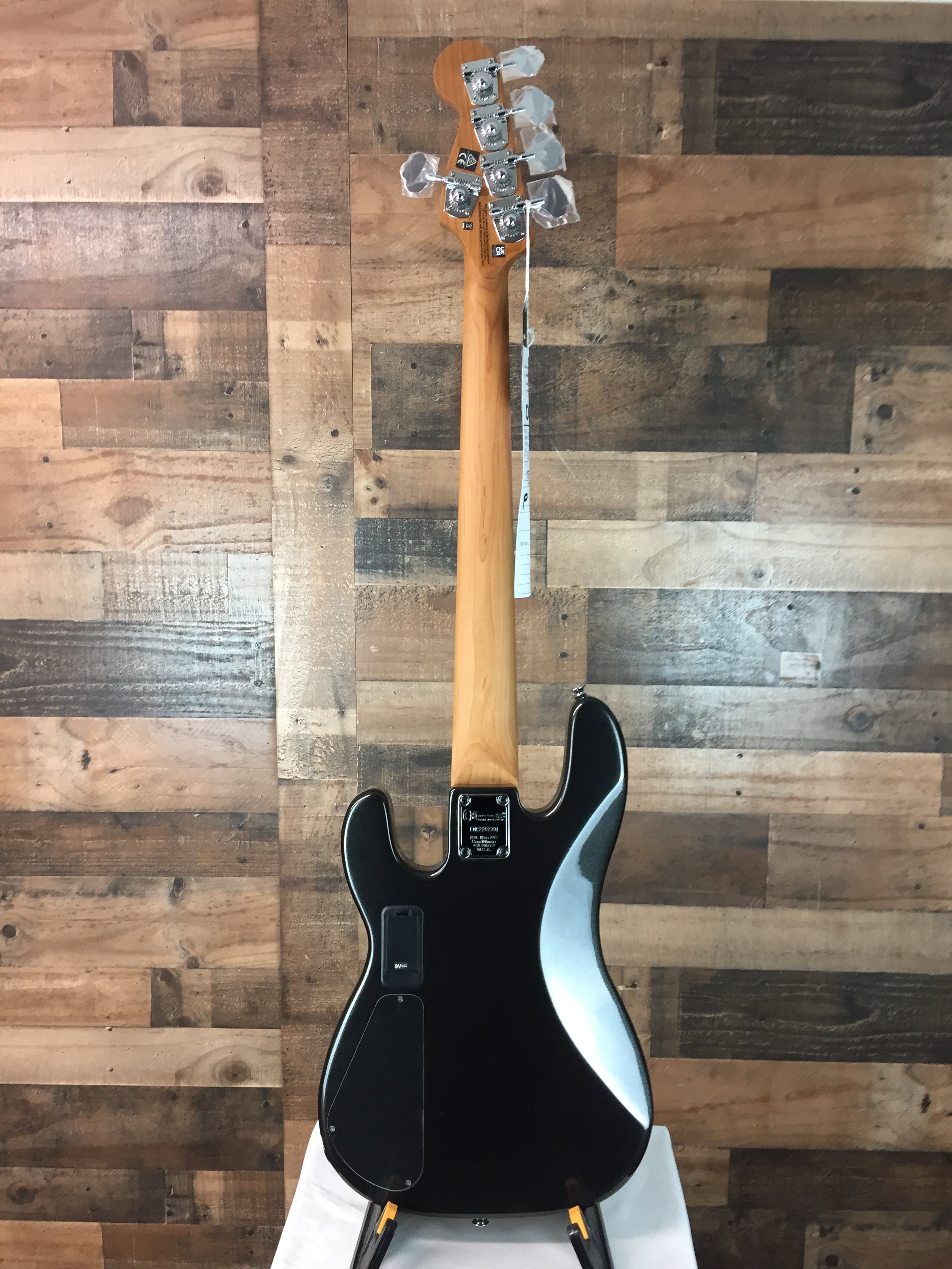 Pro-Mod San Dimas Bass PJ V Metallic Black, 239