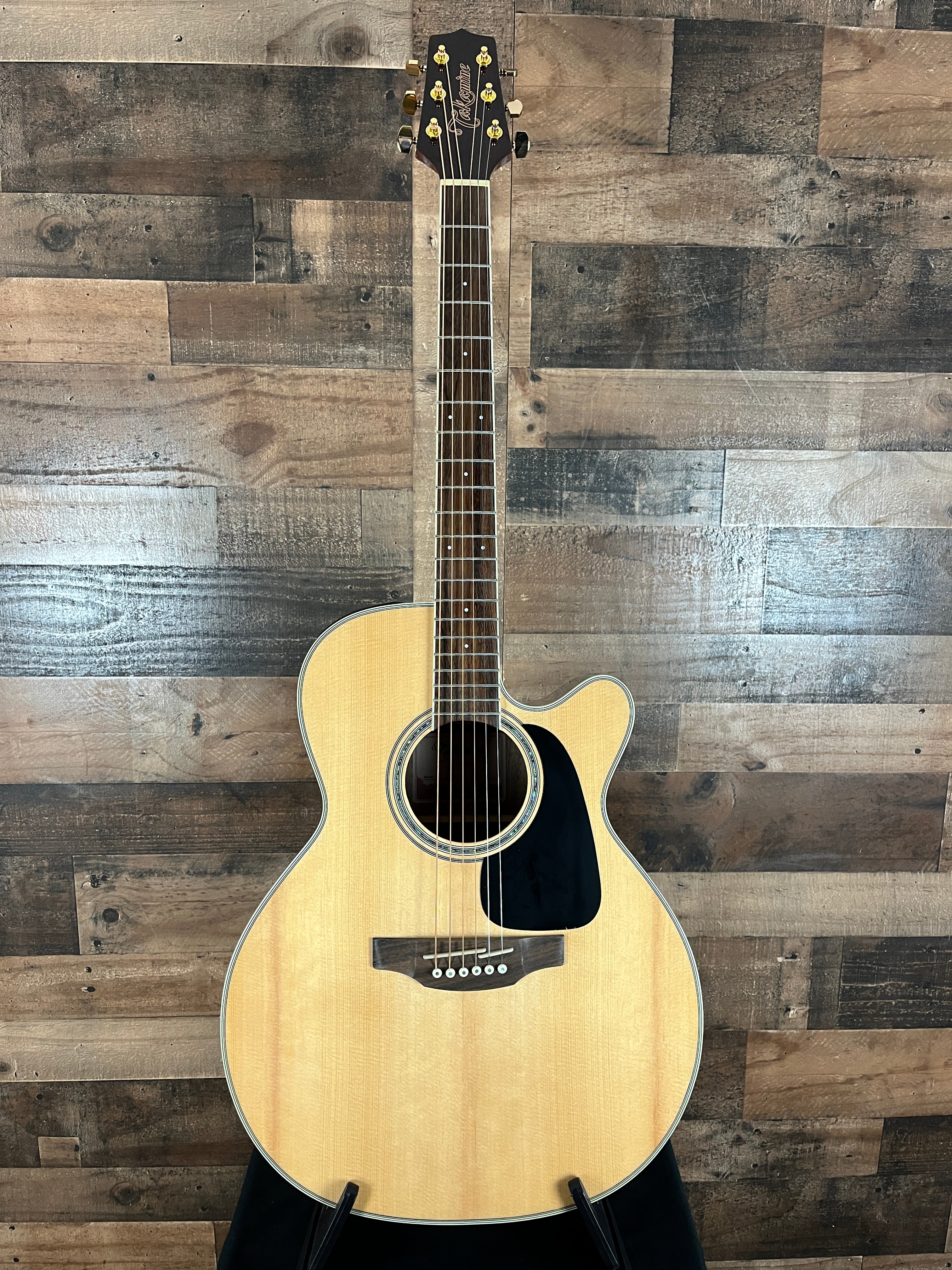 Takamine GN51CE-NAT Acoustic/Electric Guitar, Natural, 983