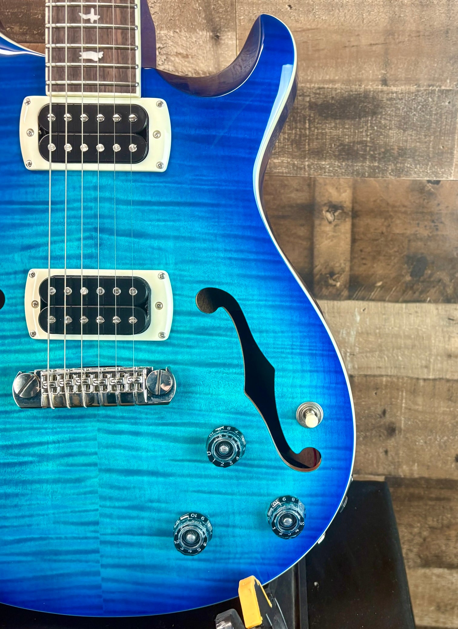 PRS SE Hollowbody I Piezo Lake Blue