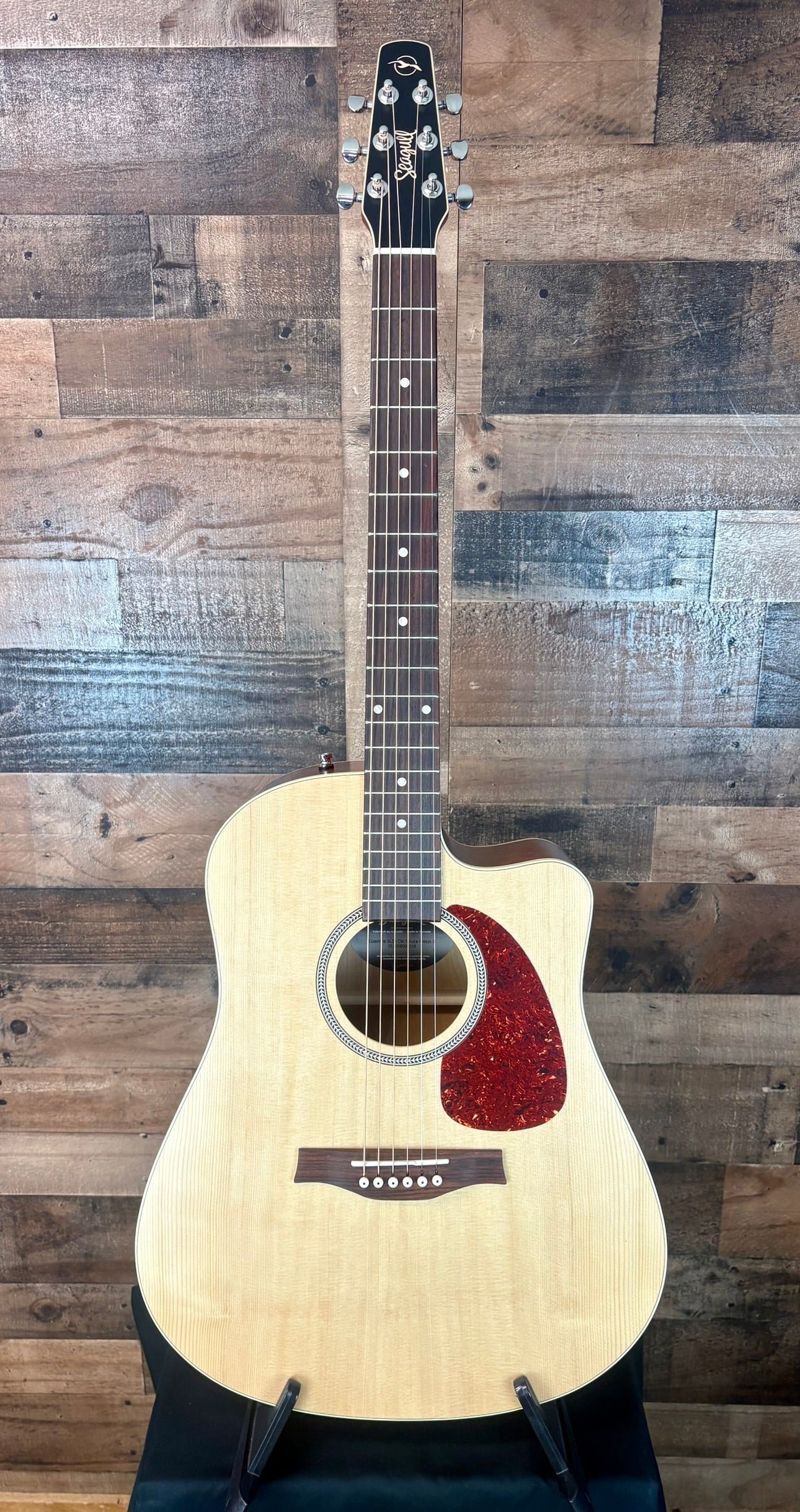 Seagull Coastline S6 Slim Cutaway Spruce Presys II Acoustic/Electric Guitar