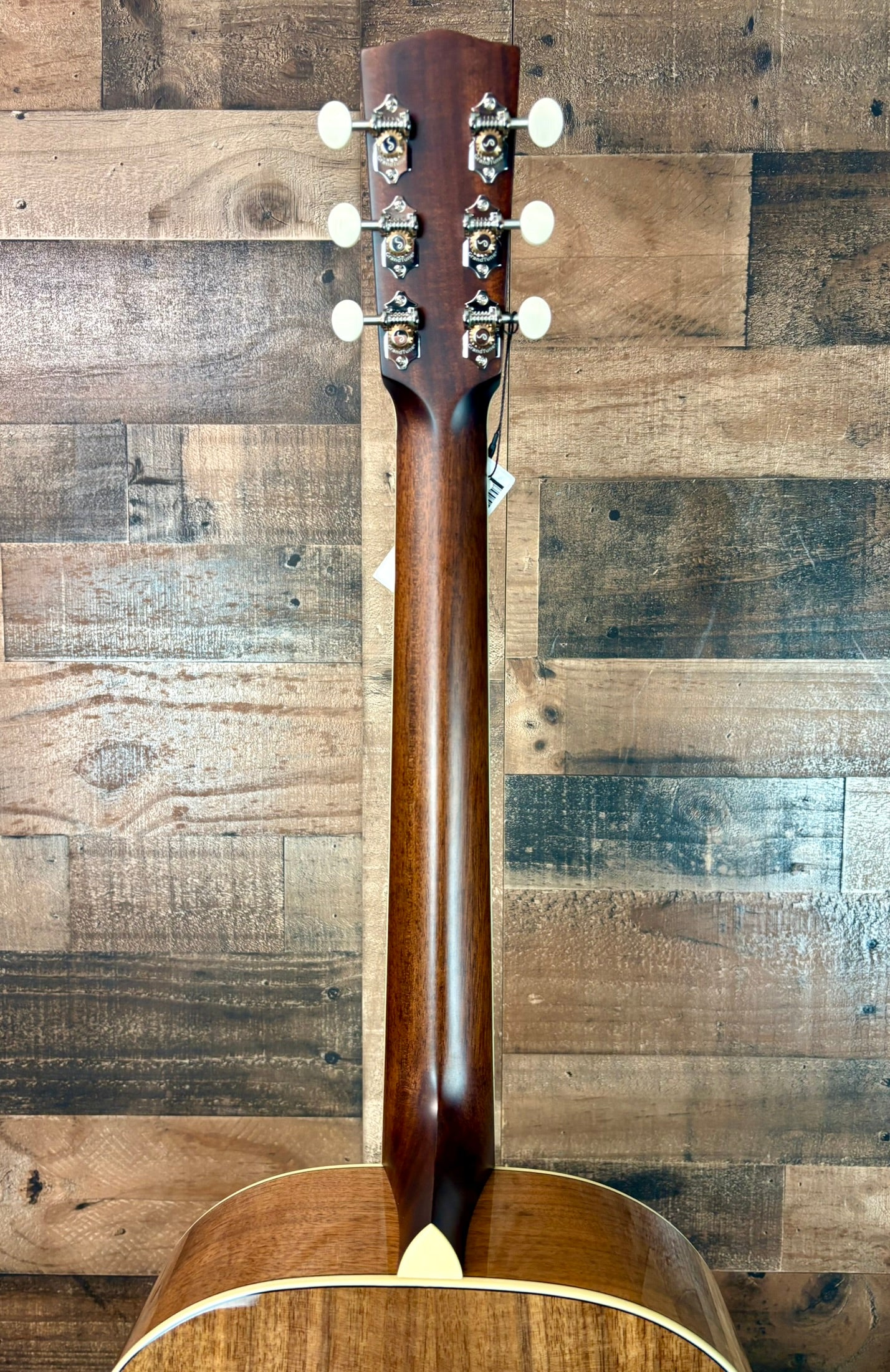 Bourgeois Luke Bryan Signature Touchstone Series Slope Shoulder Dreadnought  Sunburst
