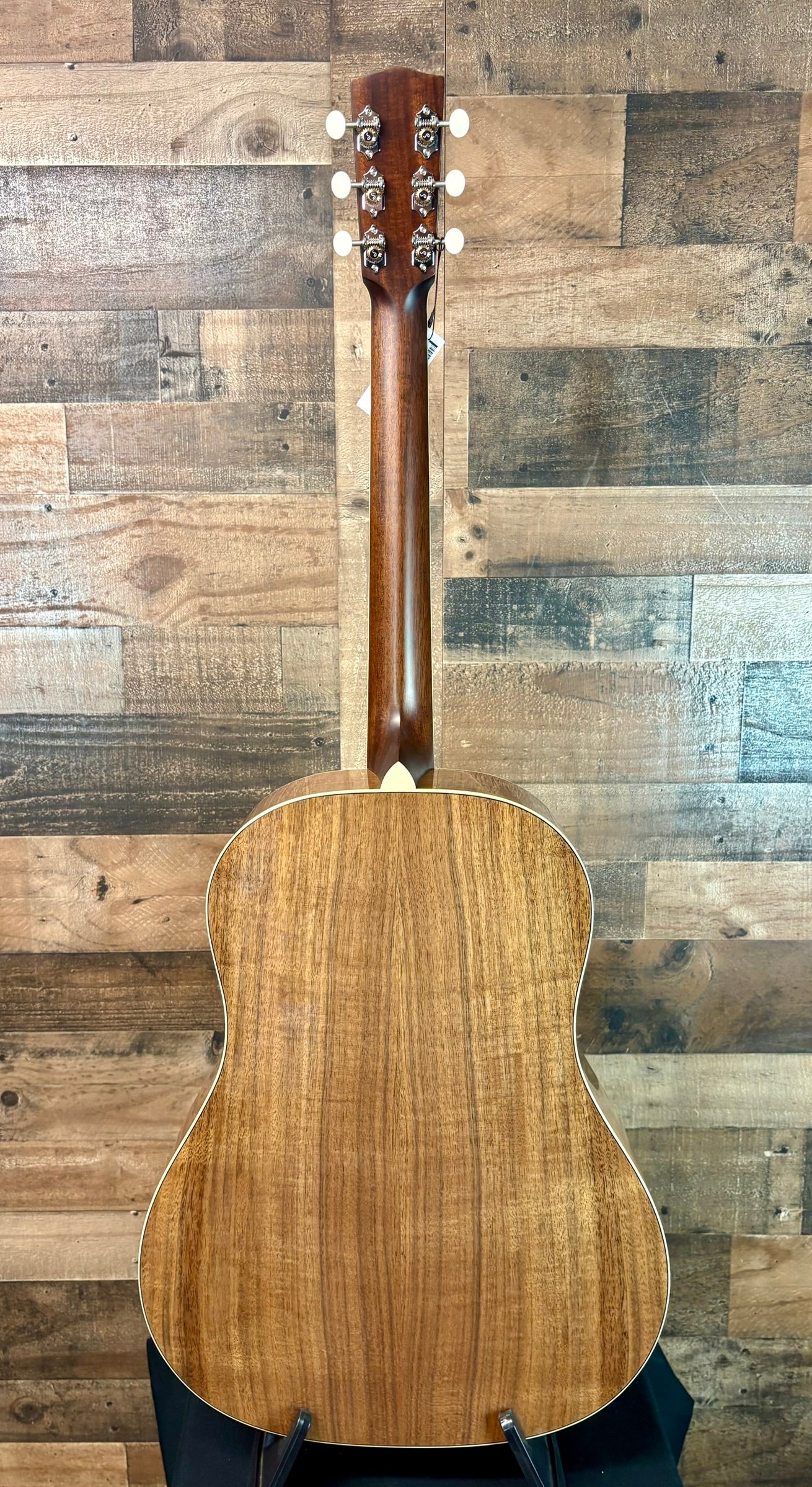 Bourgeois Luke Bryan Signature Touchstone Series Slope Shoulder Dreadnought  Sunburst