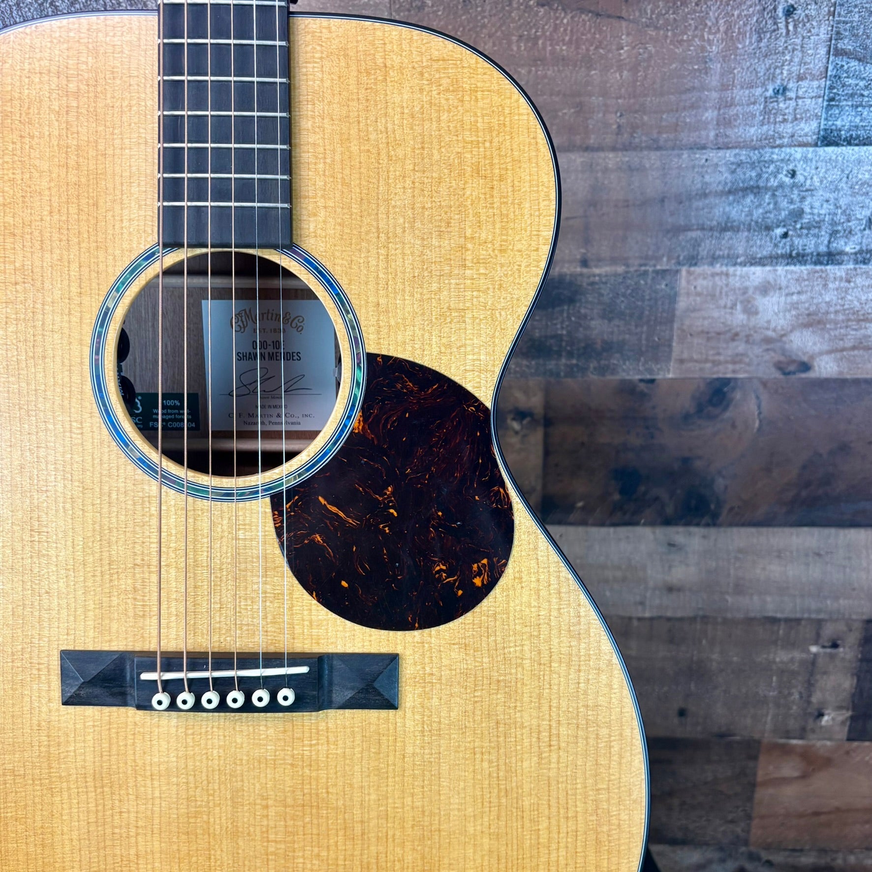 Martin 000-10E Shawn Mendes Acoustic-electric Guitar - Natural