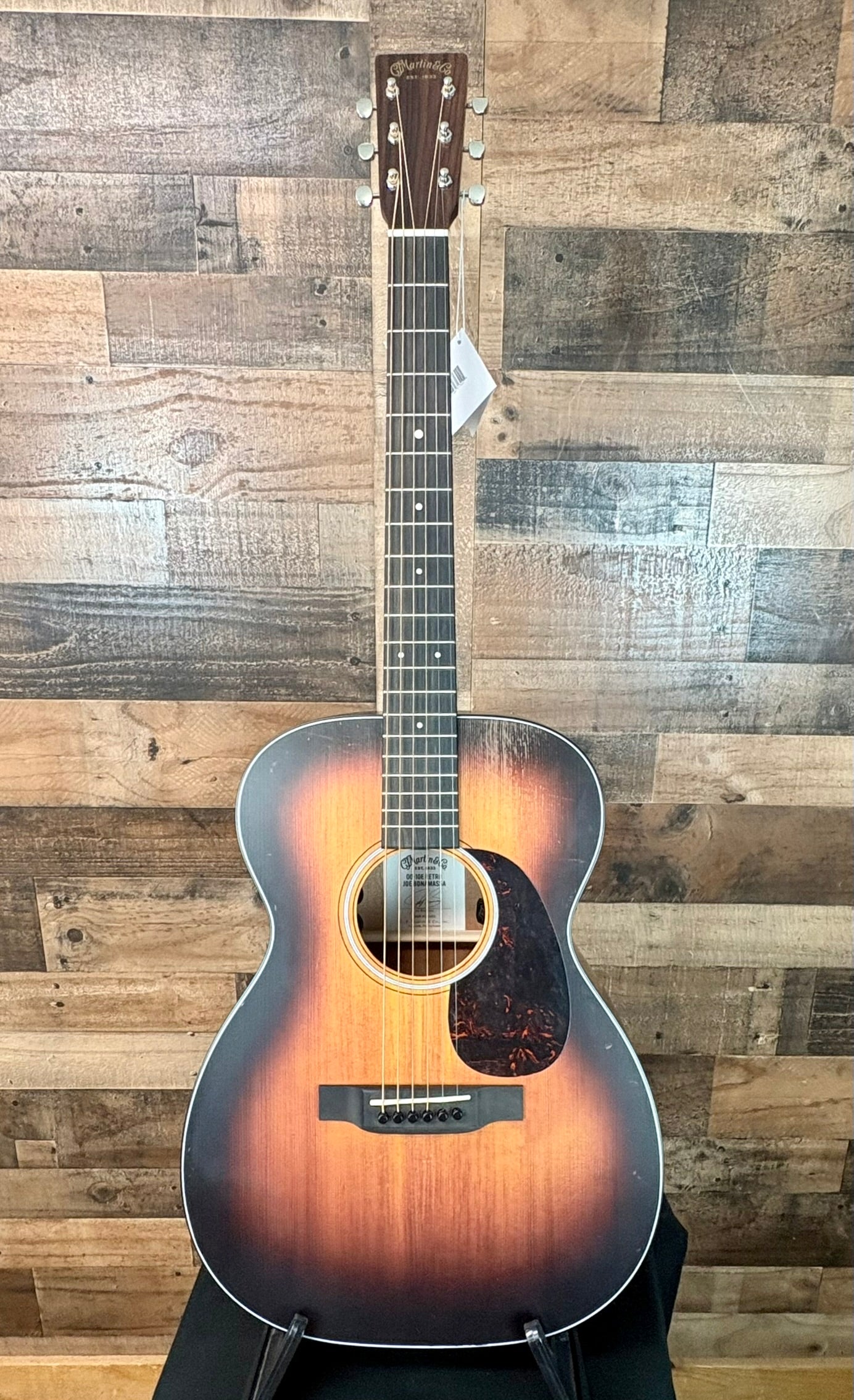 Martin 00-10E Road Series Retro Joe Bonamassa Acoustic Electric Guitar