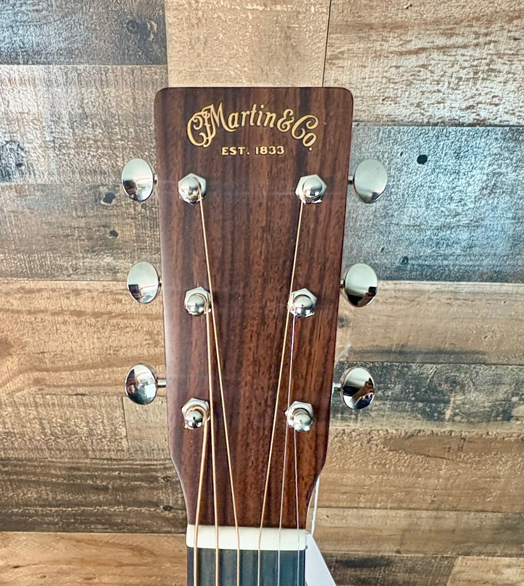 Martin 00-10E Road Series Retro Joe Bonamassa Acoustic Electric Guitar
