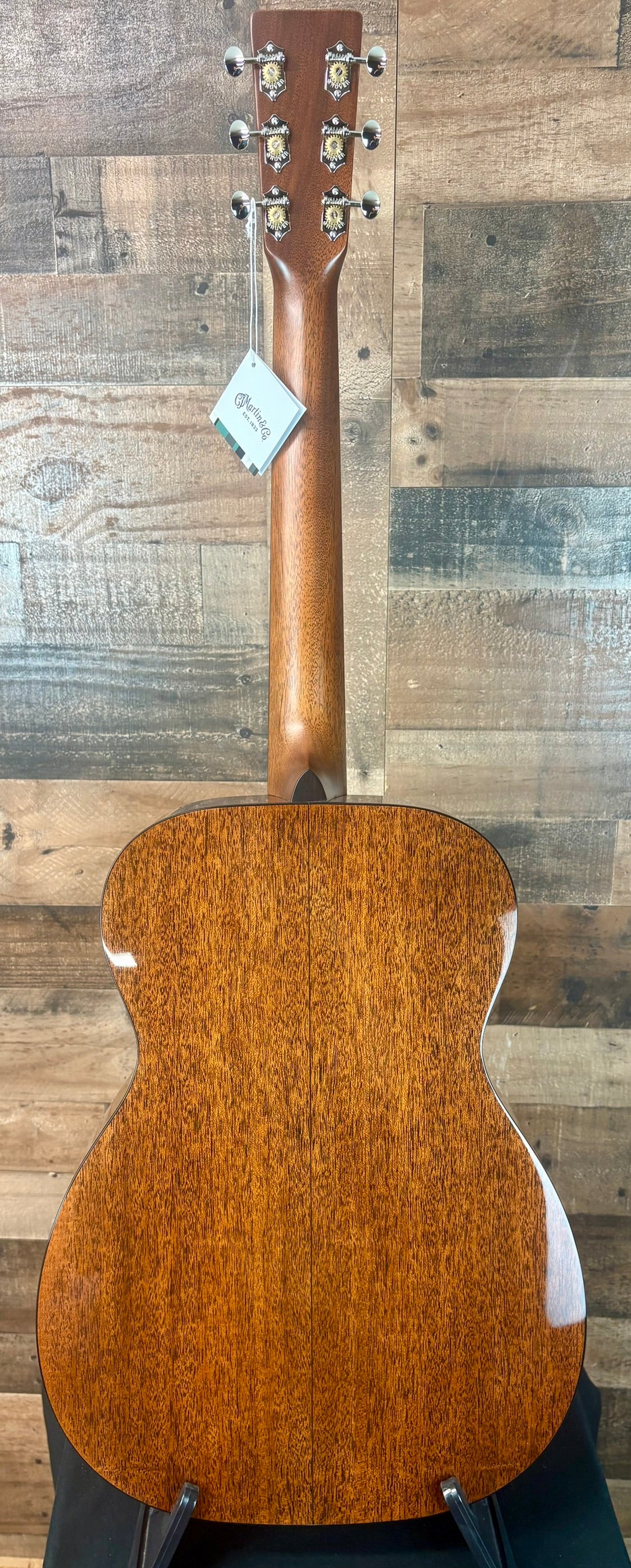 Martin 00-18 Joe Bonamassa Acoustic Guitar