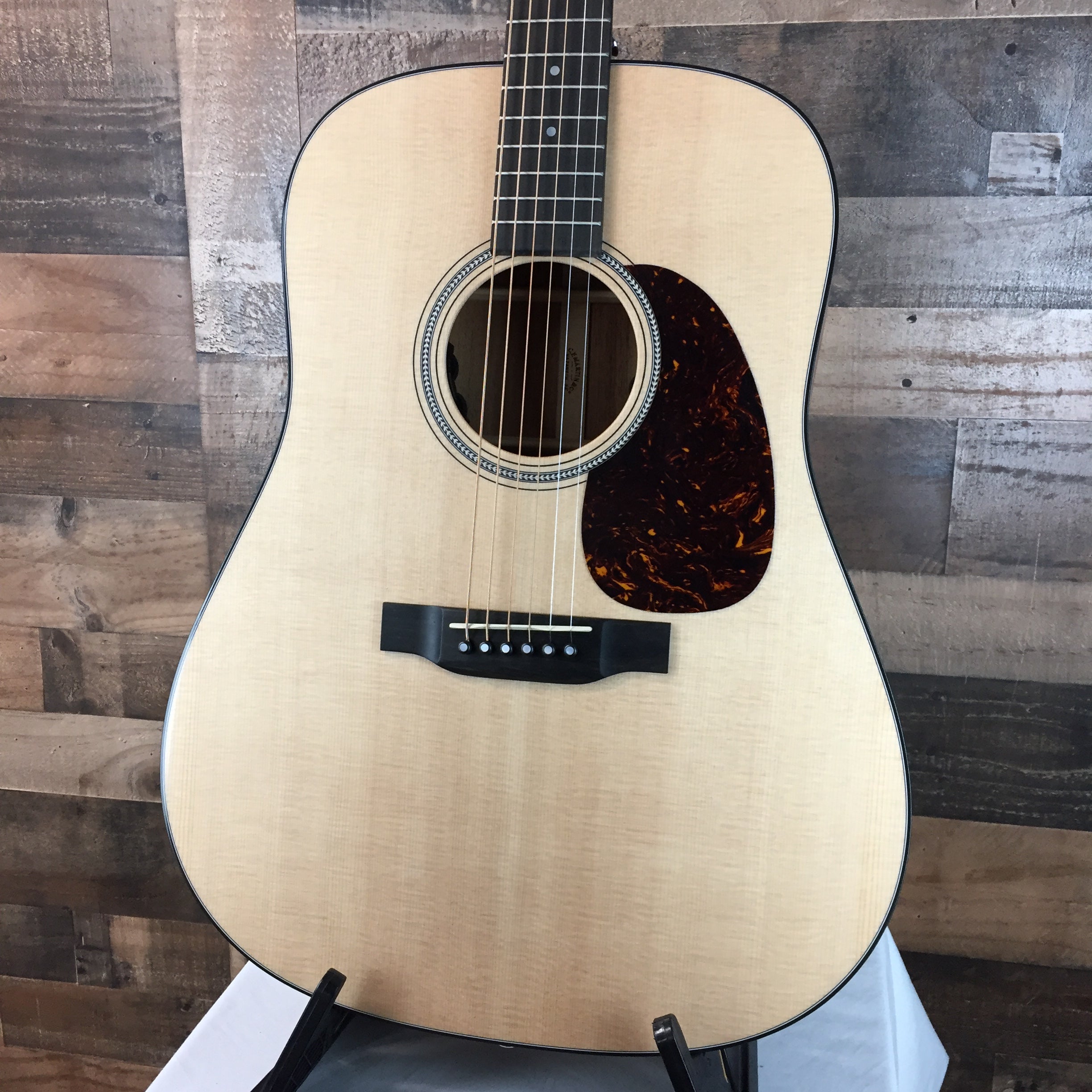 Martin D16E-02 Acoustic/Electric Guitar, Gig Bag, 501