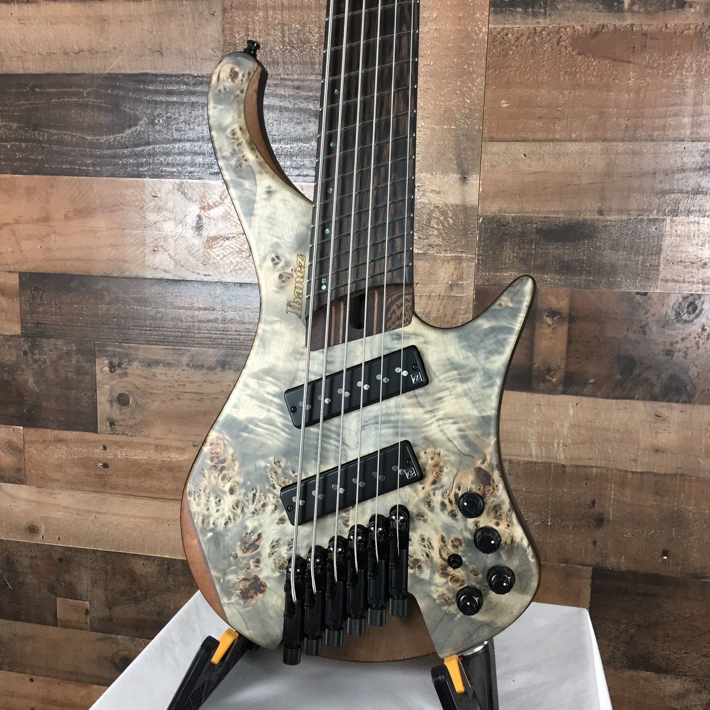 EHB1506MSBIF Black Ice Flat 6 String Multi-Scale, Gig Bag, 985