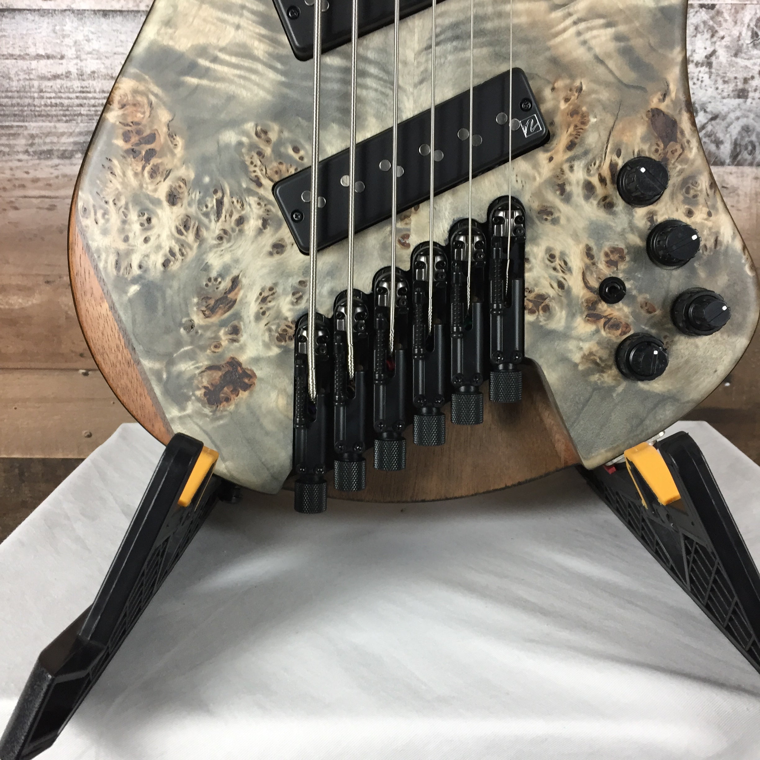 EHB1506MSBIF Black Ice Flat 6 String Multi-Scale, Gig Bag, 985
