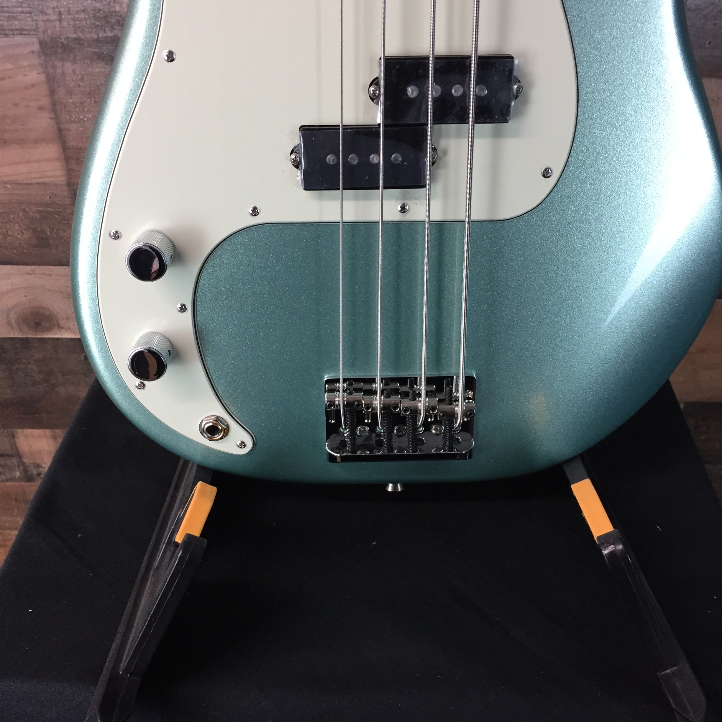 American Professional II Precision Bass, LEFT HANDED, Mystic Surf Green, Hard Case, 520