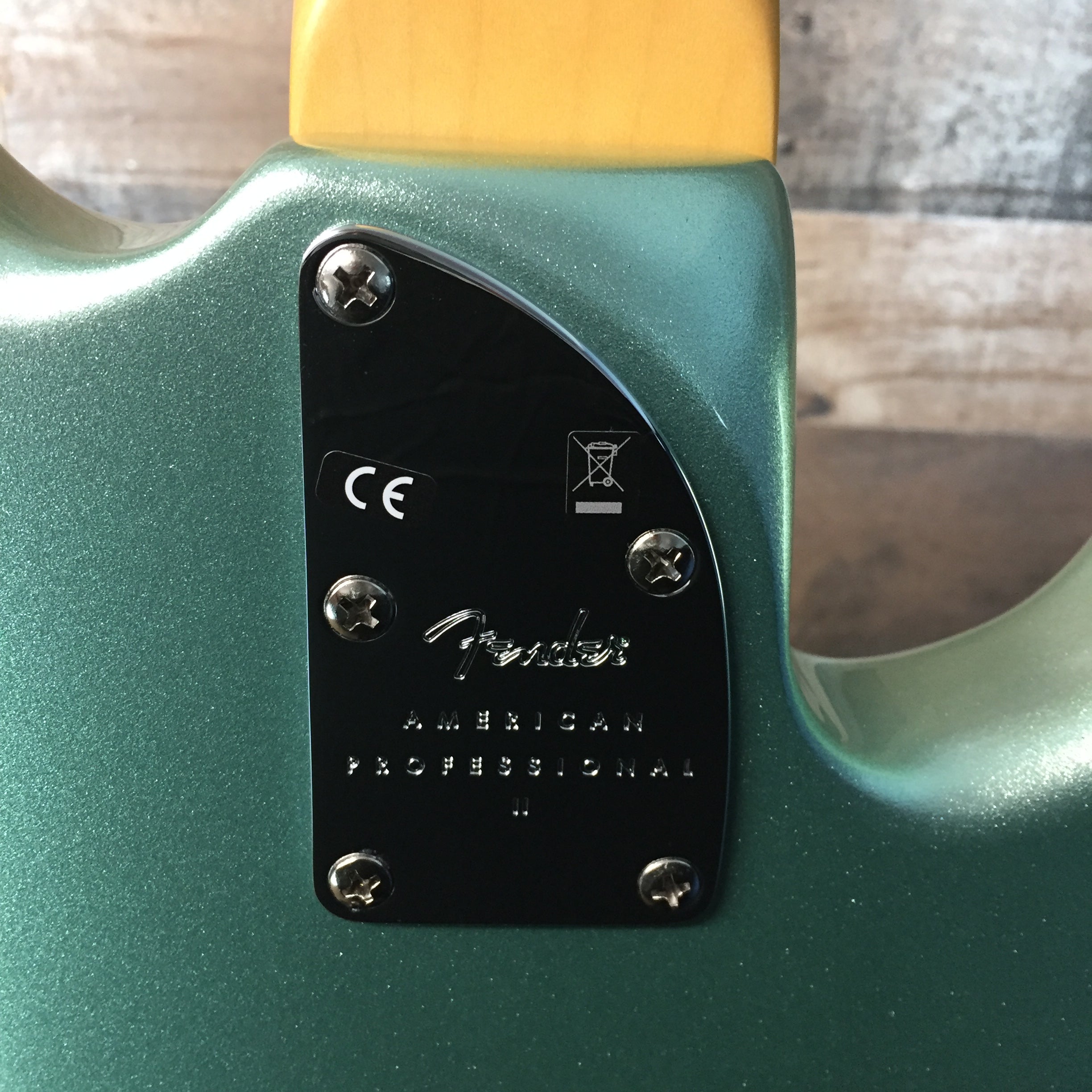 American Professional II Precision Bass, LEFT HANDED, Mystic Surf Green, Hard Case, 520