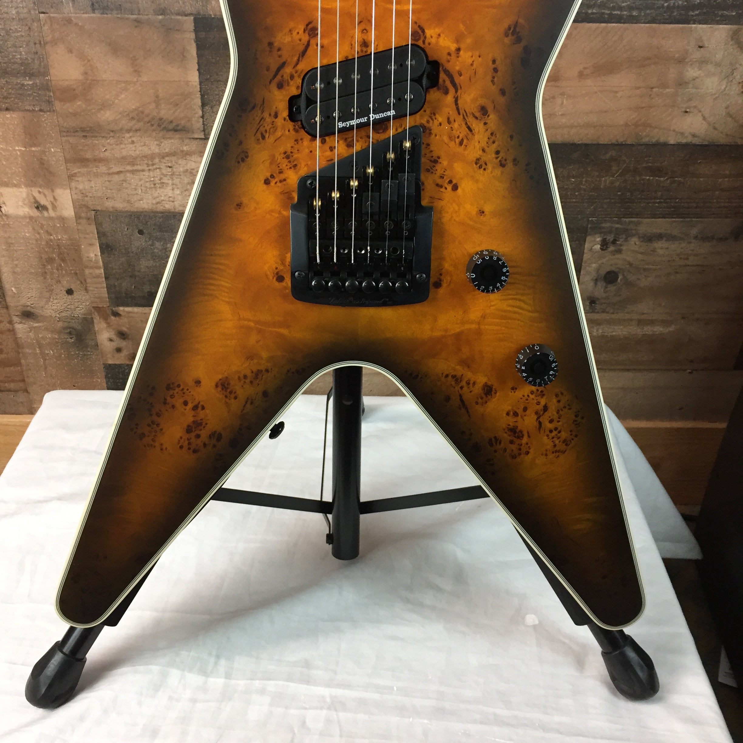 Dean ML Select Multiscale Kahler Burled Maple SNBB w/ Hard Case, 425