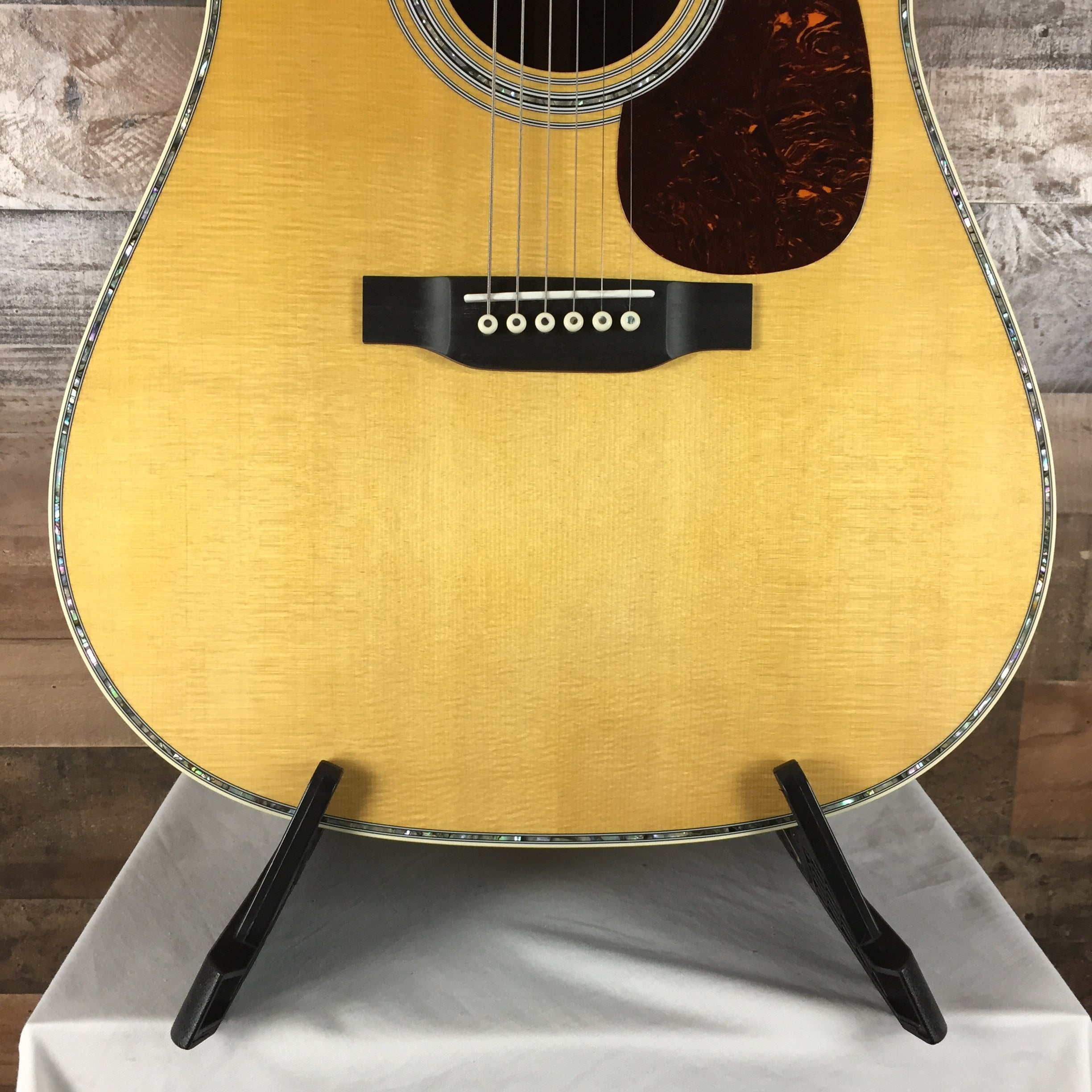 Martin D-45 Acoustic Guitar, Natural, Hardcase, 217