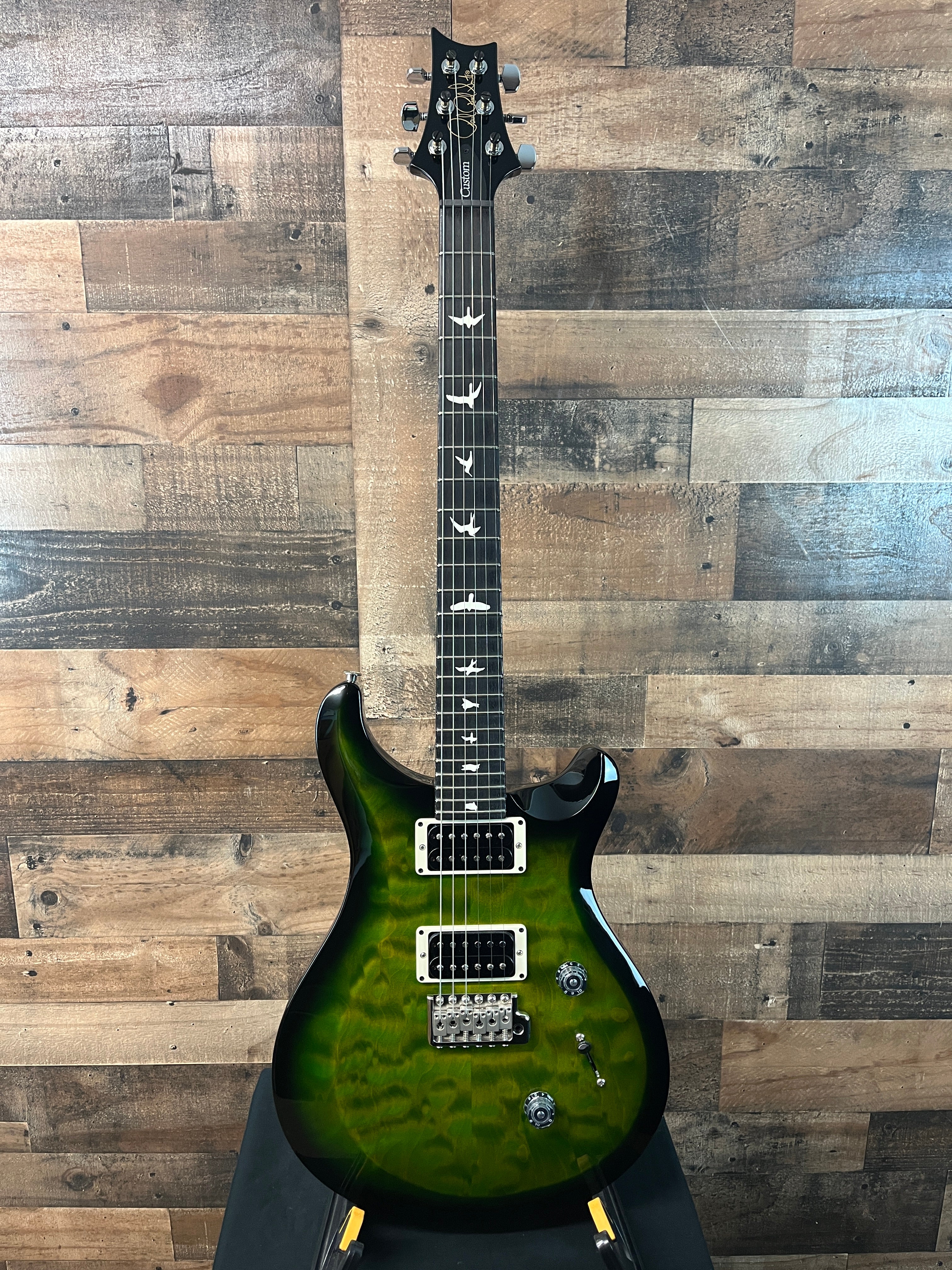 S2 Custom 24 Electric Guitar, Eriza Verde Smokeburst, Gig Bag, 515