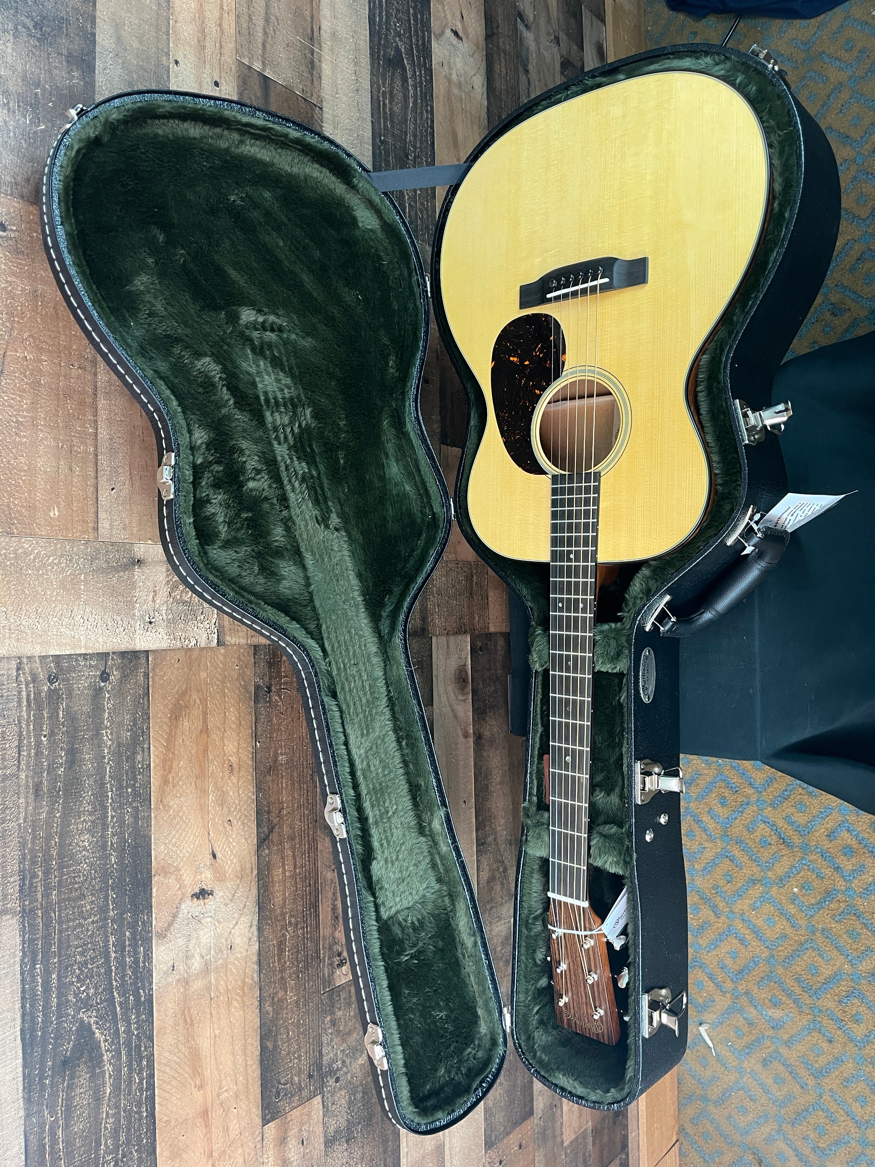 Martin 000-18 Standard Series Acoustic Guitar - Natural with Aging Toner (2025), 865