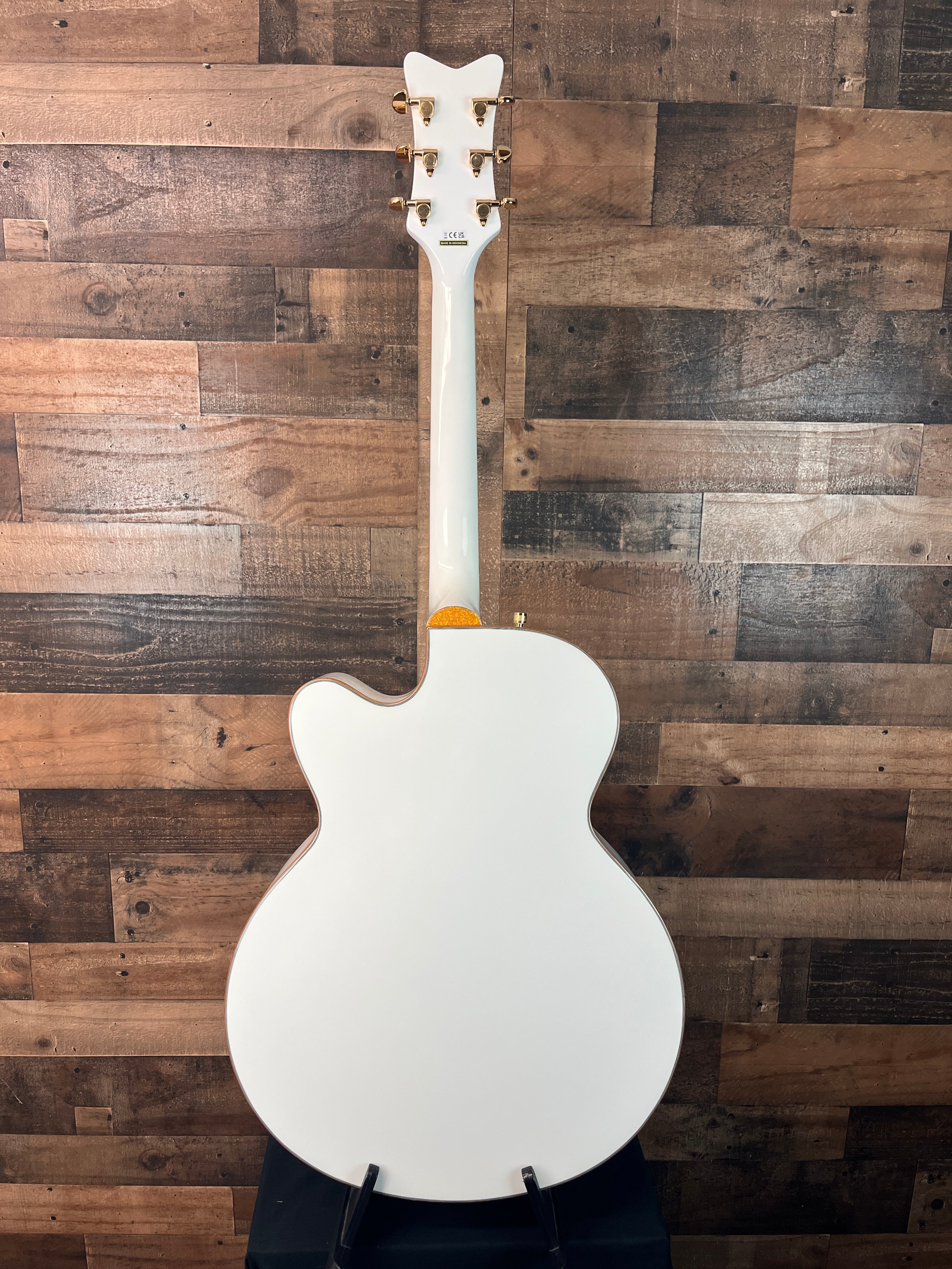 Gretsch G5022CWFE Rancher Falcon Jumbo Cutaway Acoustic-Electric Guitar - White,  656