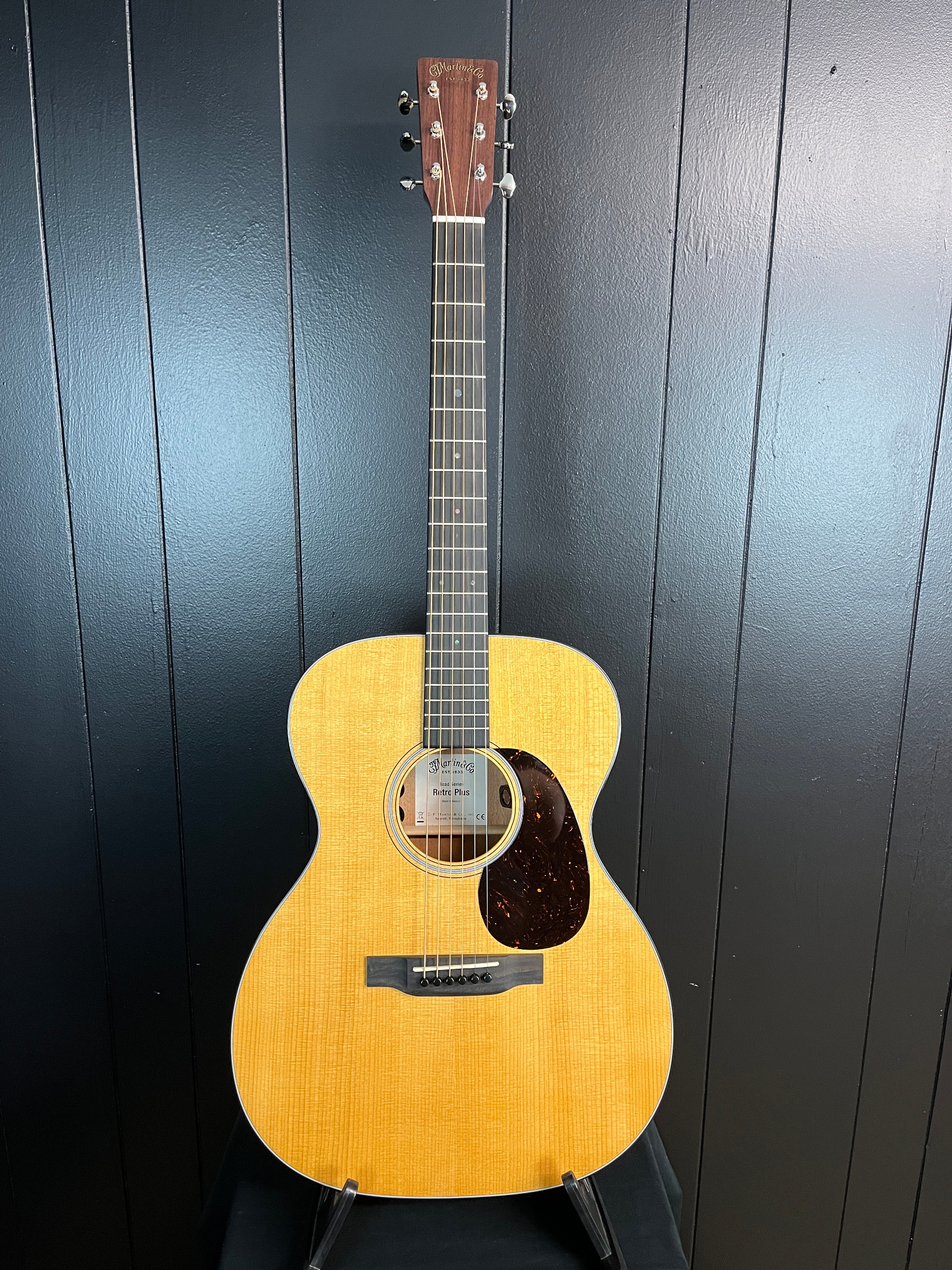 Martin 000E Retro Plus Mahogany, Natural Aging Toner, Soft Case, 337