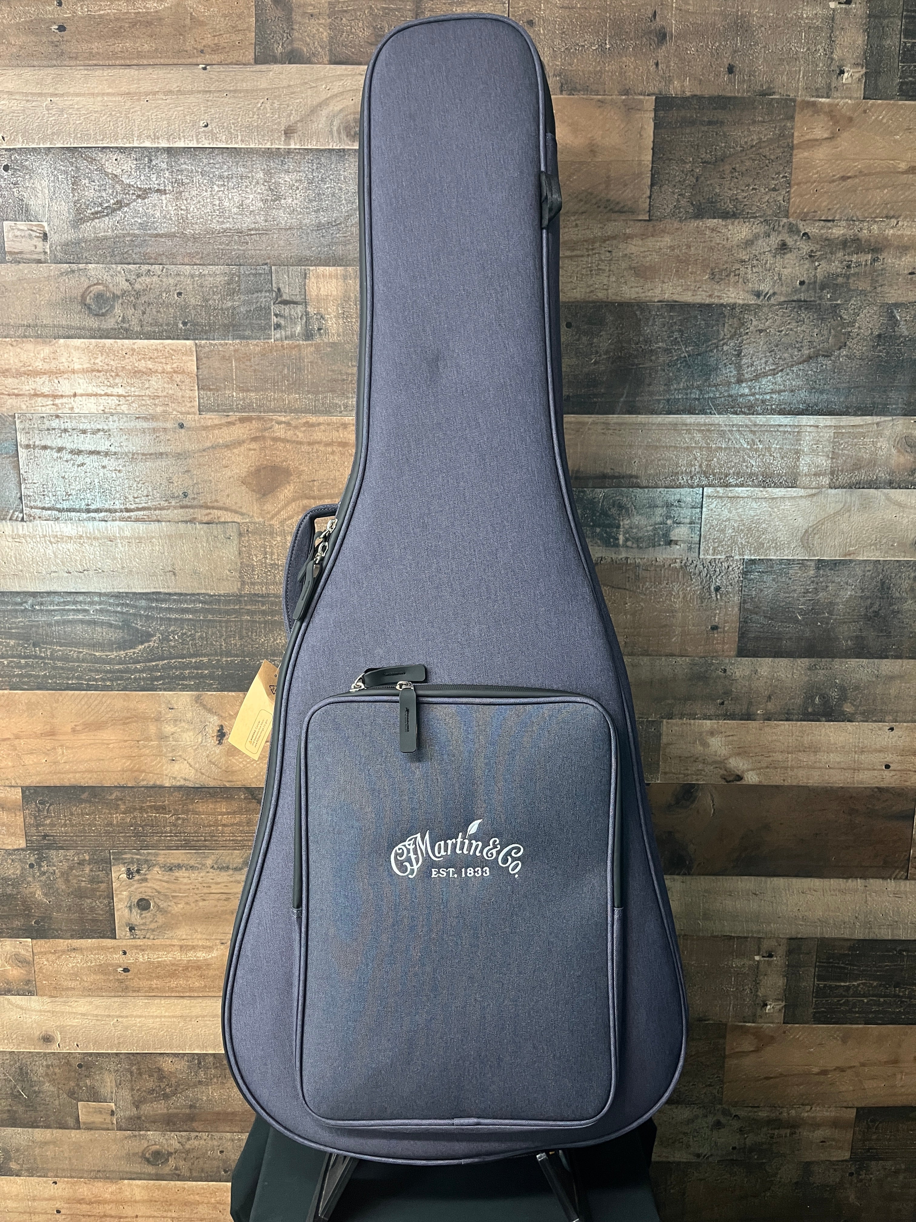 Martin 00015M Left-Handed Acoustic Guitar, Gig Bag, 791