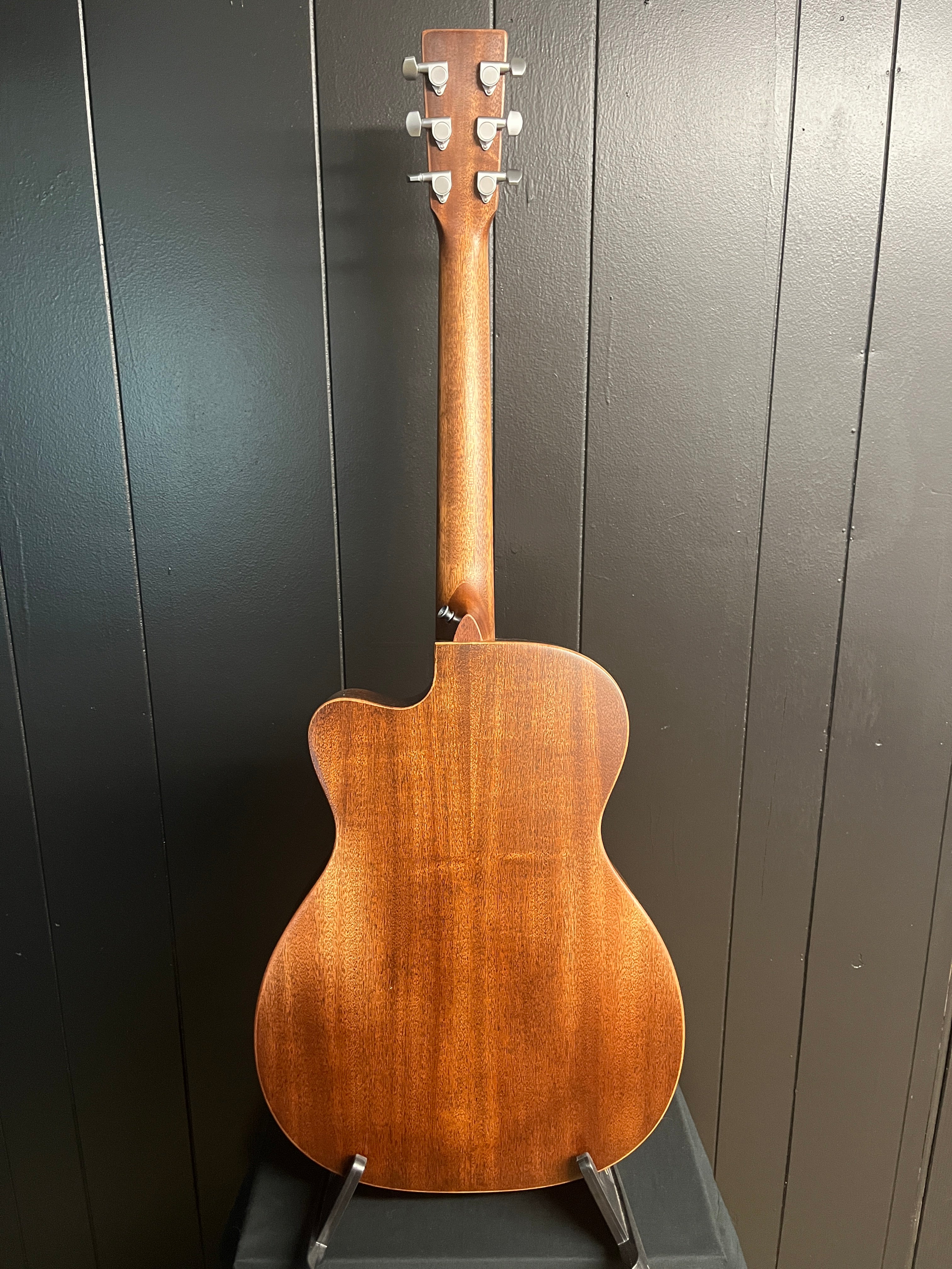 Martin 000C Jr-E StreetMaster Acoustic-electric Guitar - Dark Mahogany Distressed, Soft Case, 594