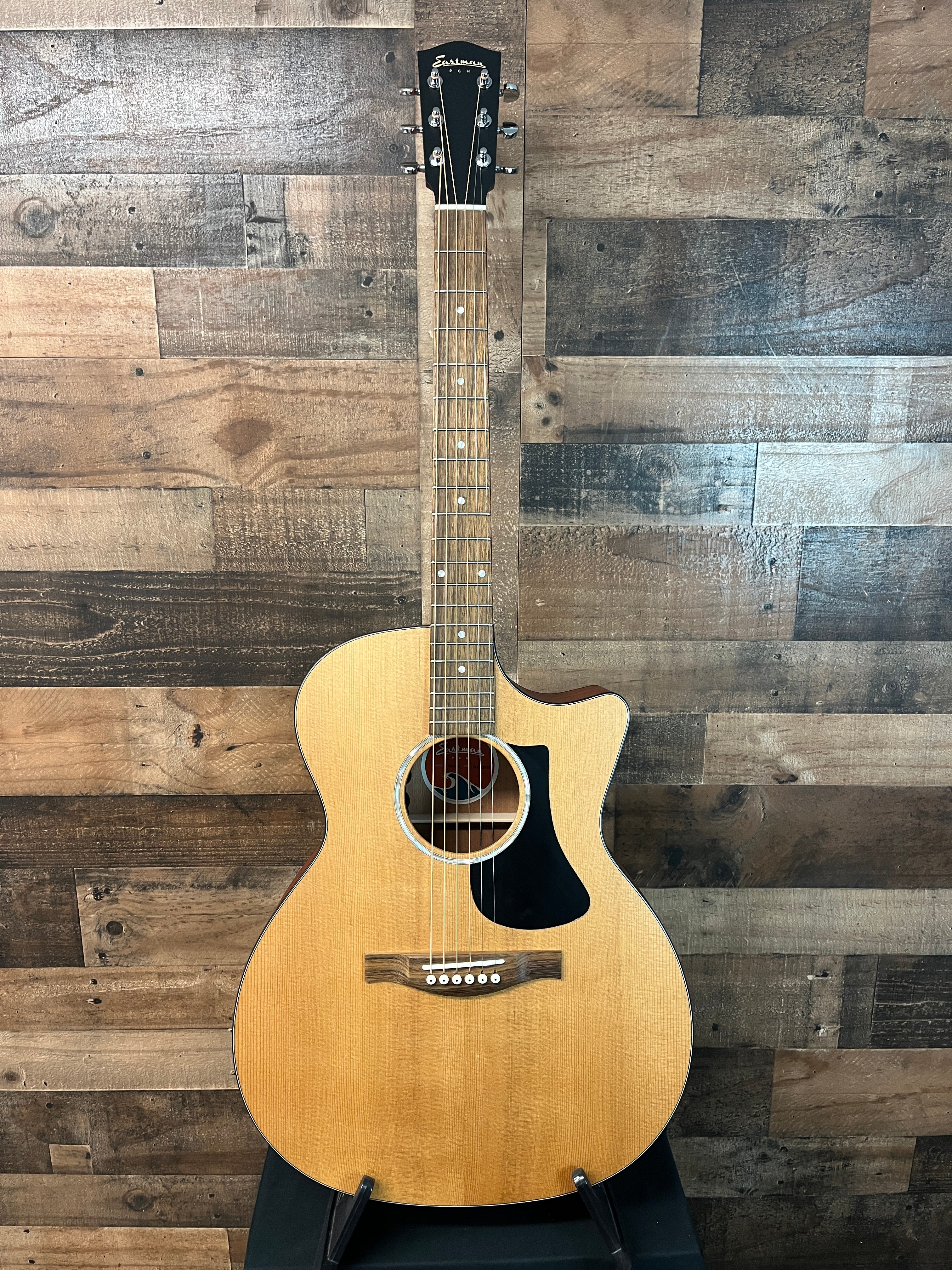 Eastman PCH1-GACE Natural Acoustic Guitar, Gig Bag, 938