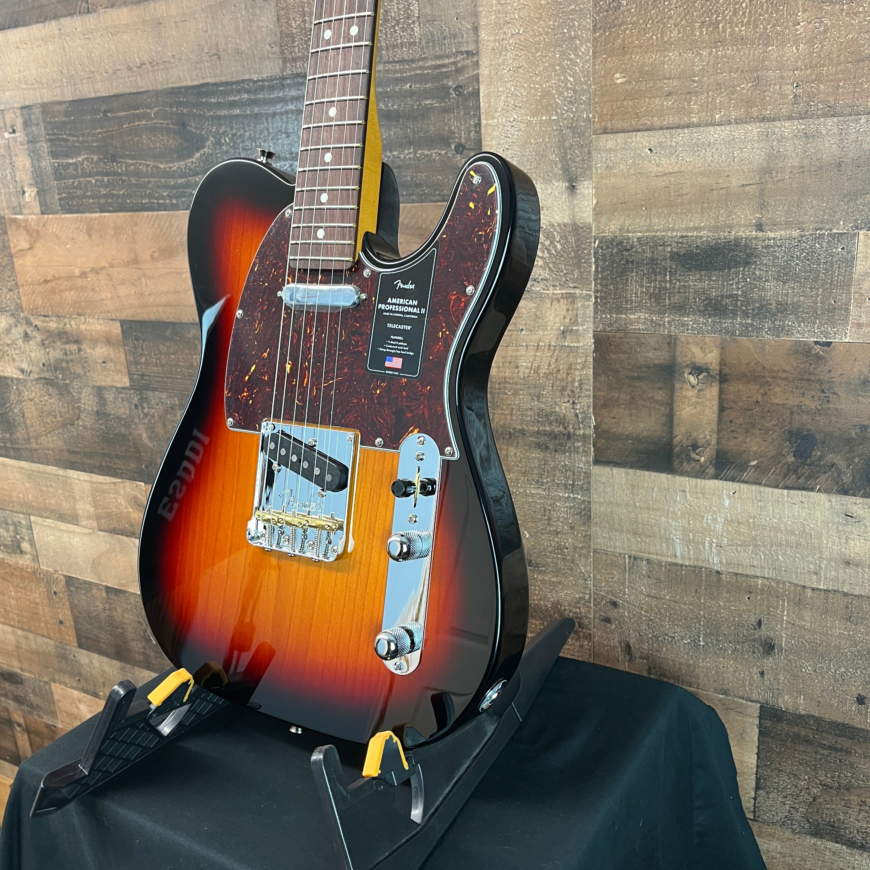 American Professional II Telecaster, Rosewood Fretboard,  3-Color Sunburst, Hard Case, 579