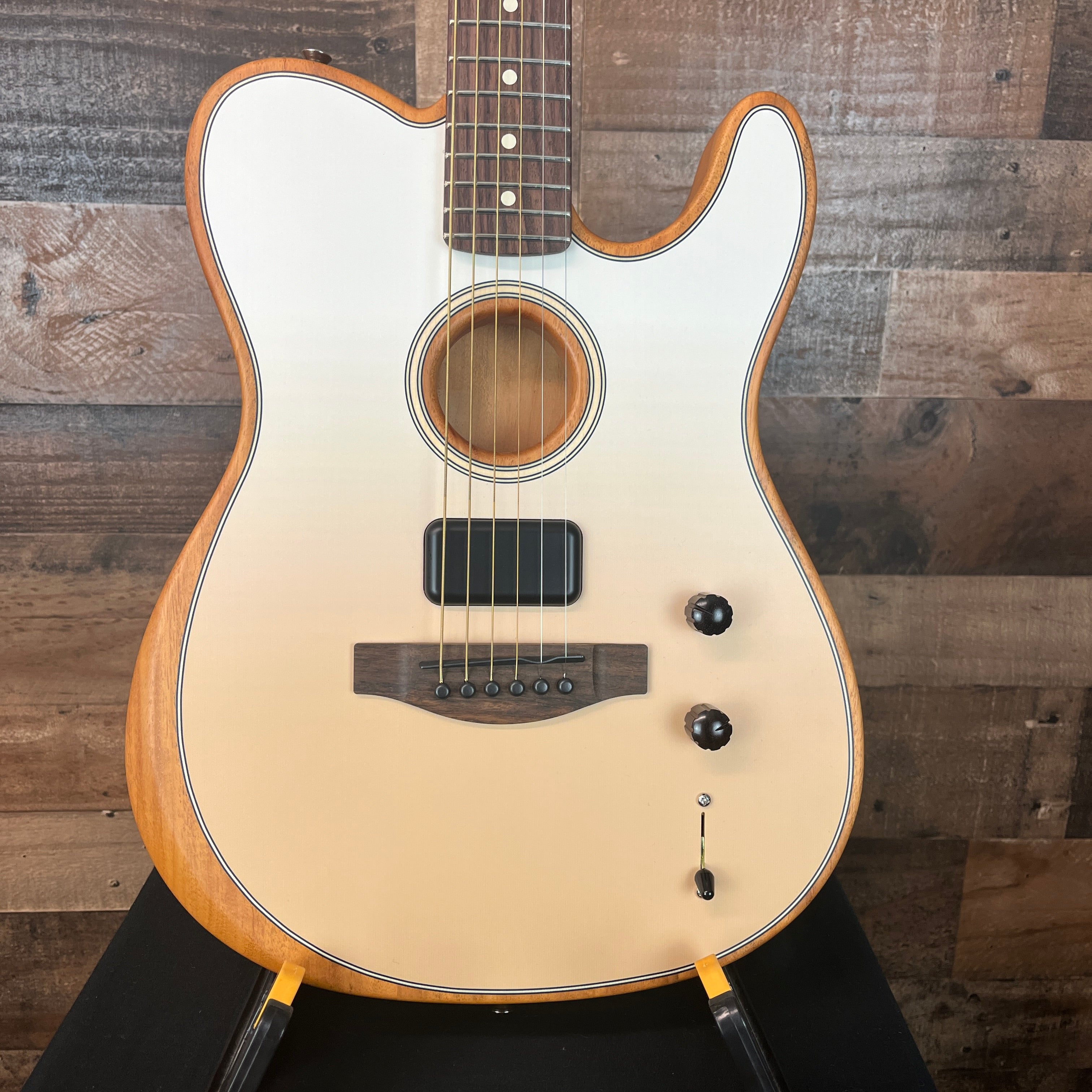 FINNEAS Acoustasonic Player Telecaster, Cappuccino Fade, Gig bag, 180