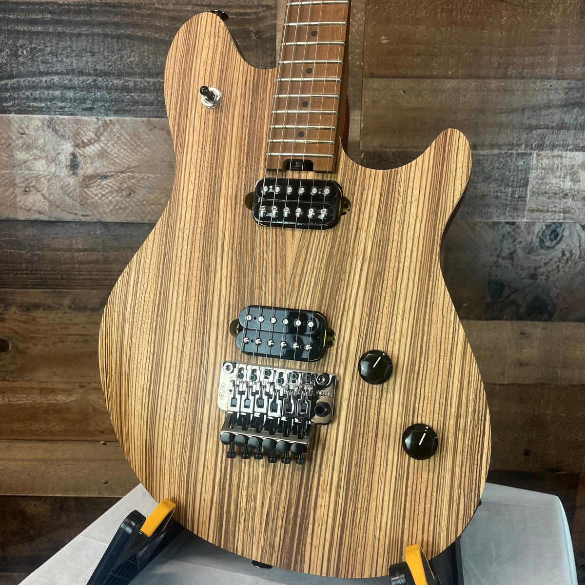 EVH Wolfgang Standard Exotic Zebrawood