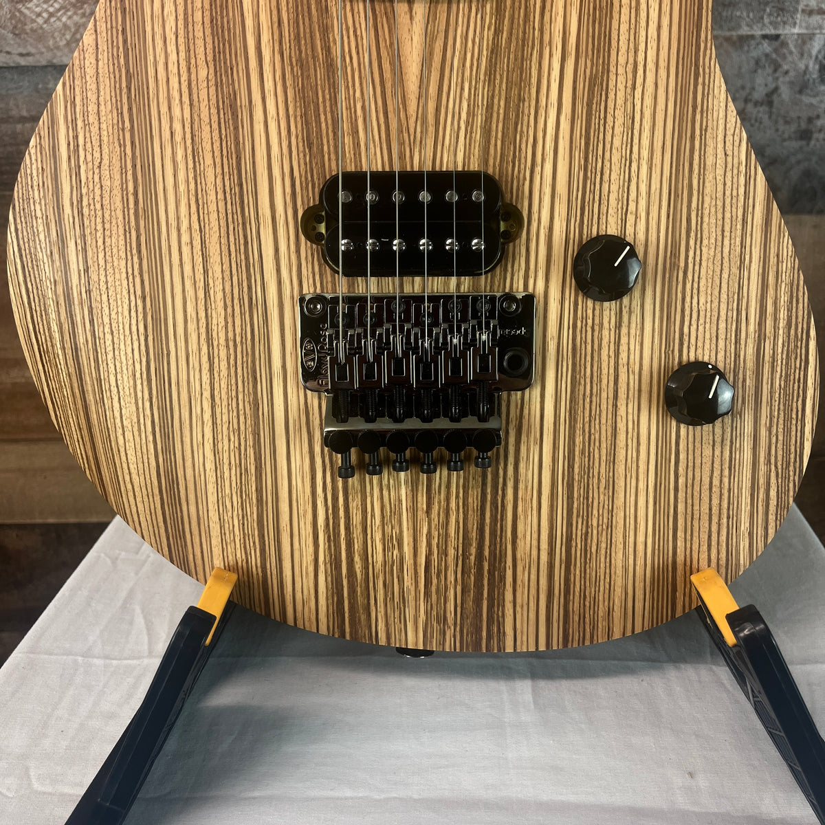 EVH Wolfgang Standard Exotic Zebrawood