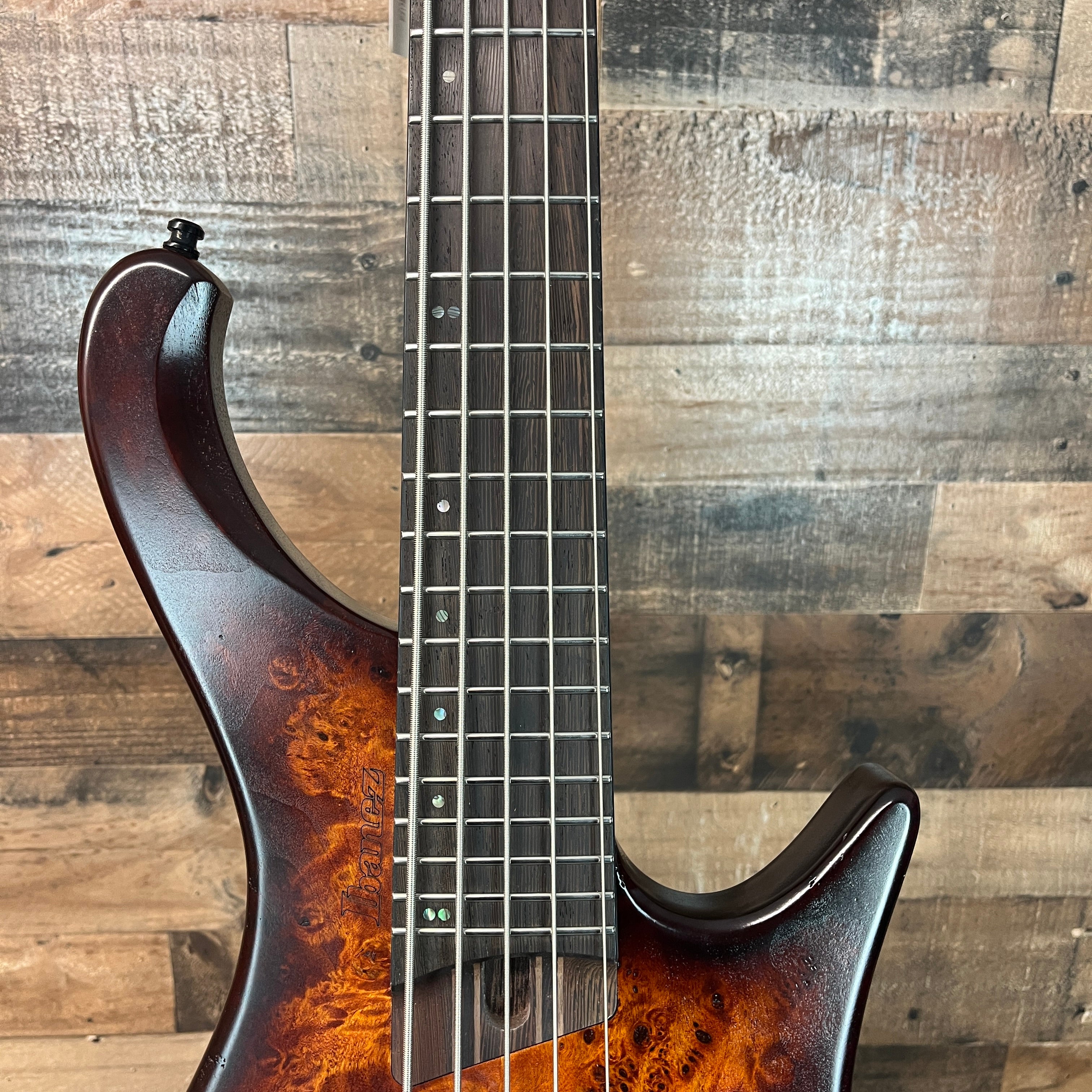 EHB1505S, Dragon Eye Burst, Gig Bag, 687