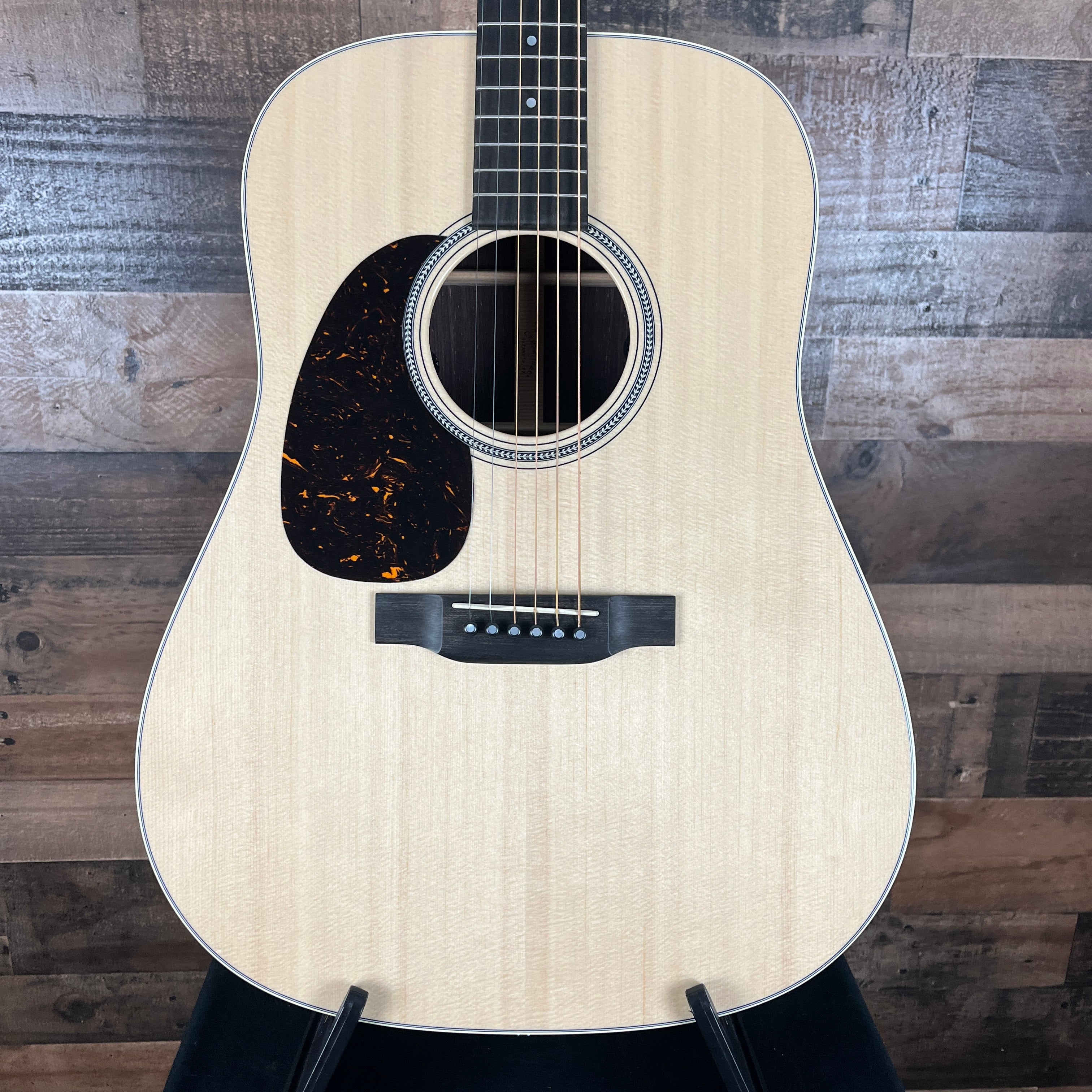 Martin D16EL-01 Left-Handed, Natural, Gig Bag, 005