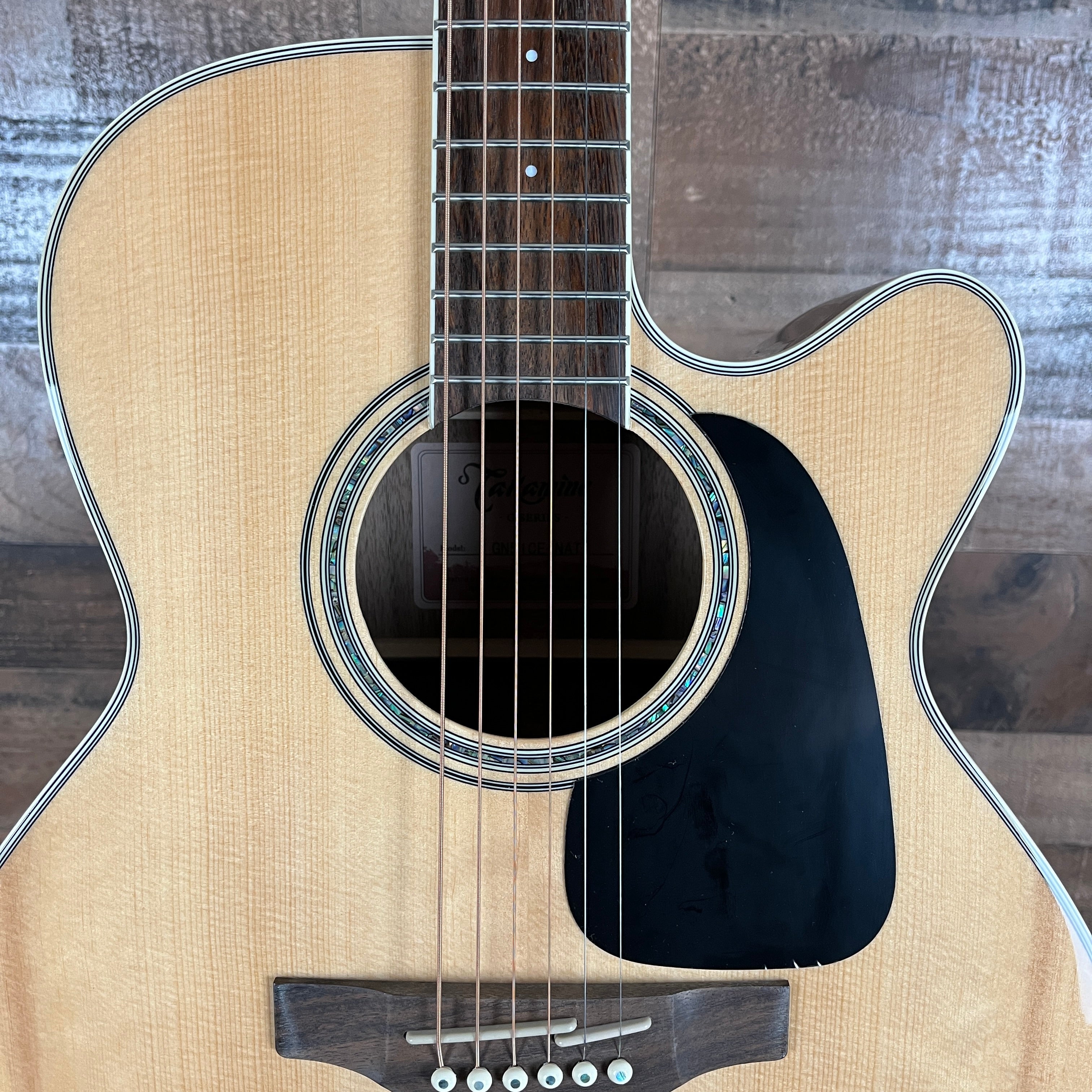 Takamine GN51CE-NAT Acoustic/Electric Guitar, Natural, 983