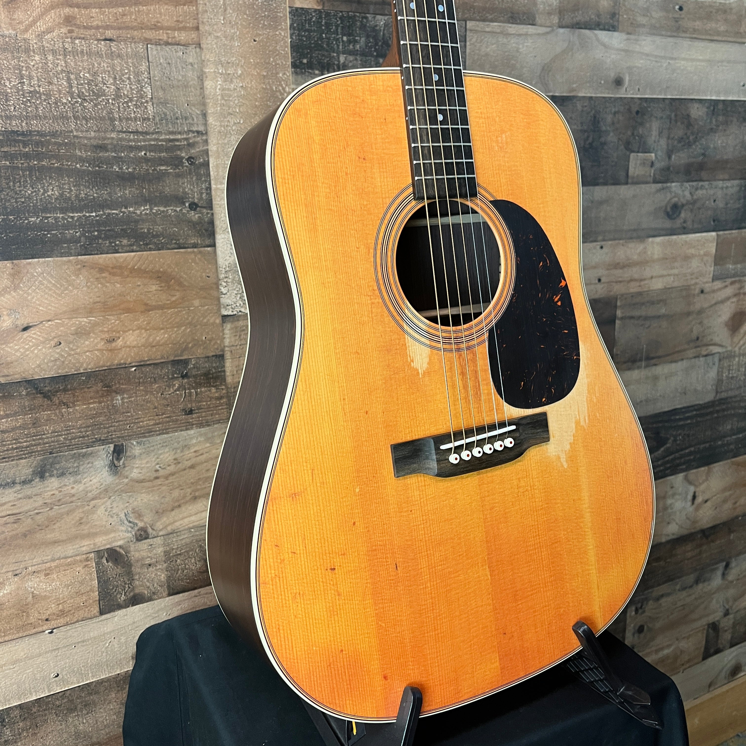 Martin D-28 StreetLegend, Hardshell Case, 936