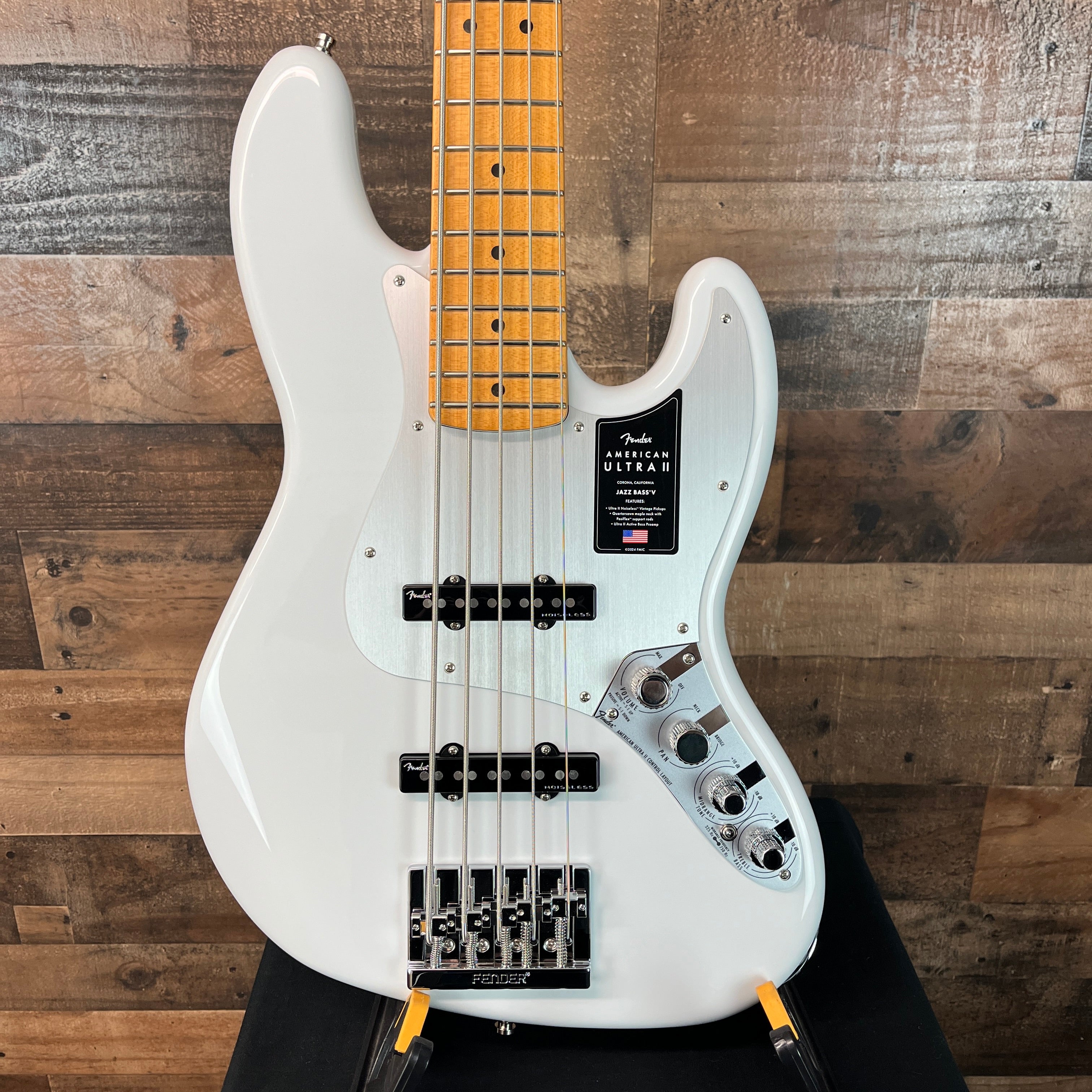 Fender American Ultra II Jazz Bass V, Maple Fingerboard, 5 String Bass, Avalanche, Hardcase, 074