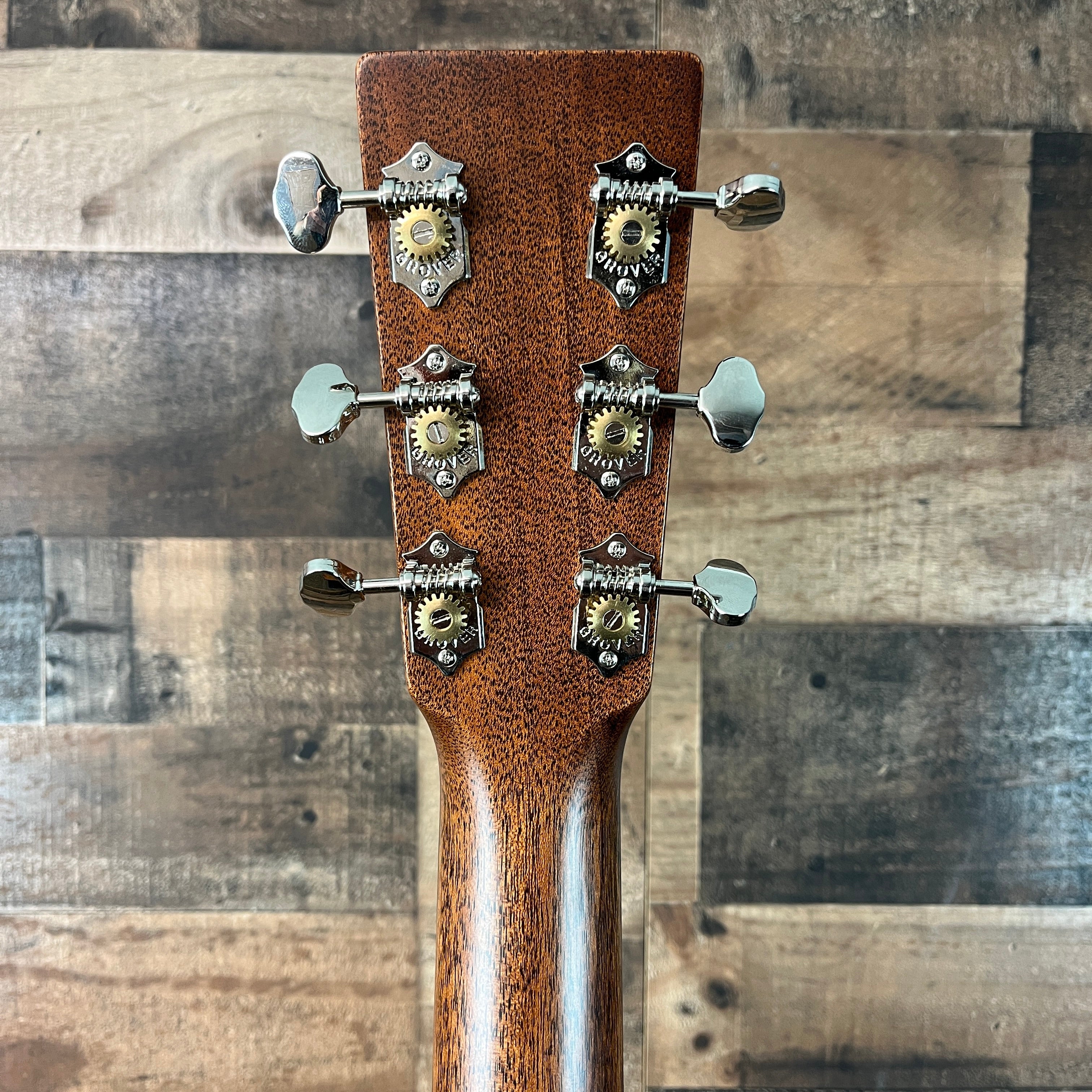 Martin D-18 2025 - Left-Handed, Hard Case, 798