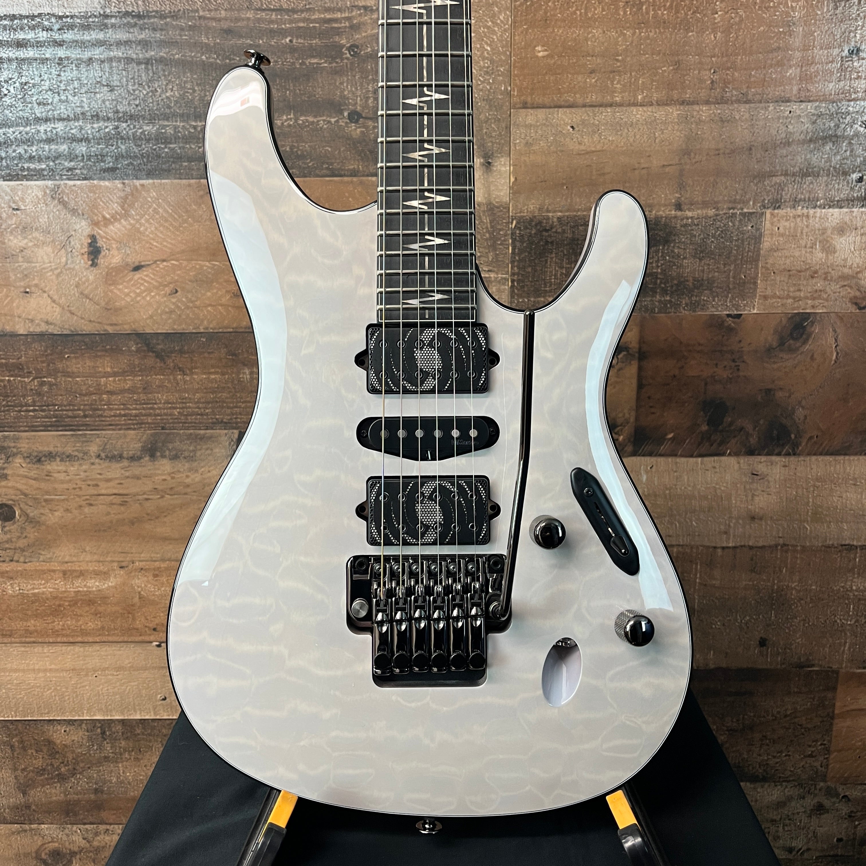 Ibanez JIVAX2 Nita Strauss Signature, Ghost, Ibanez Hardcase, 970